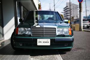 Mercedes Benz 500E