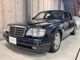 Mercedes Benz E500 Limited 1995 for sale from Japan