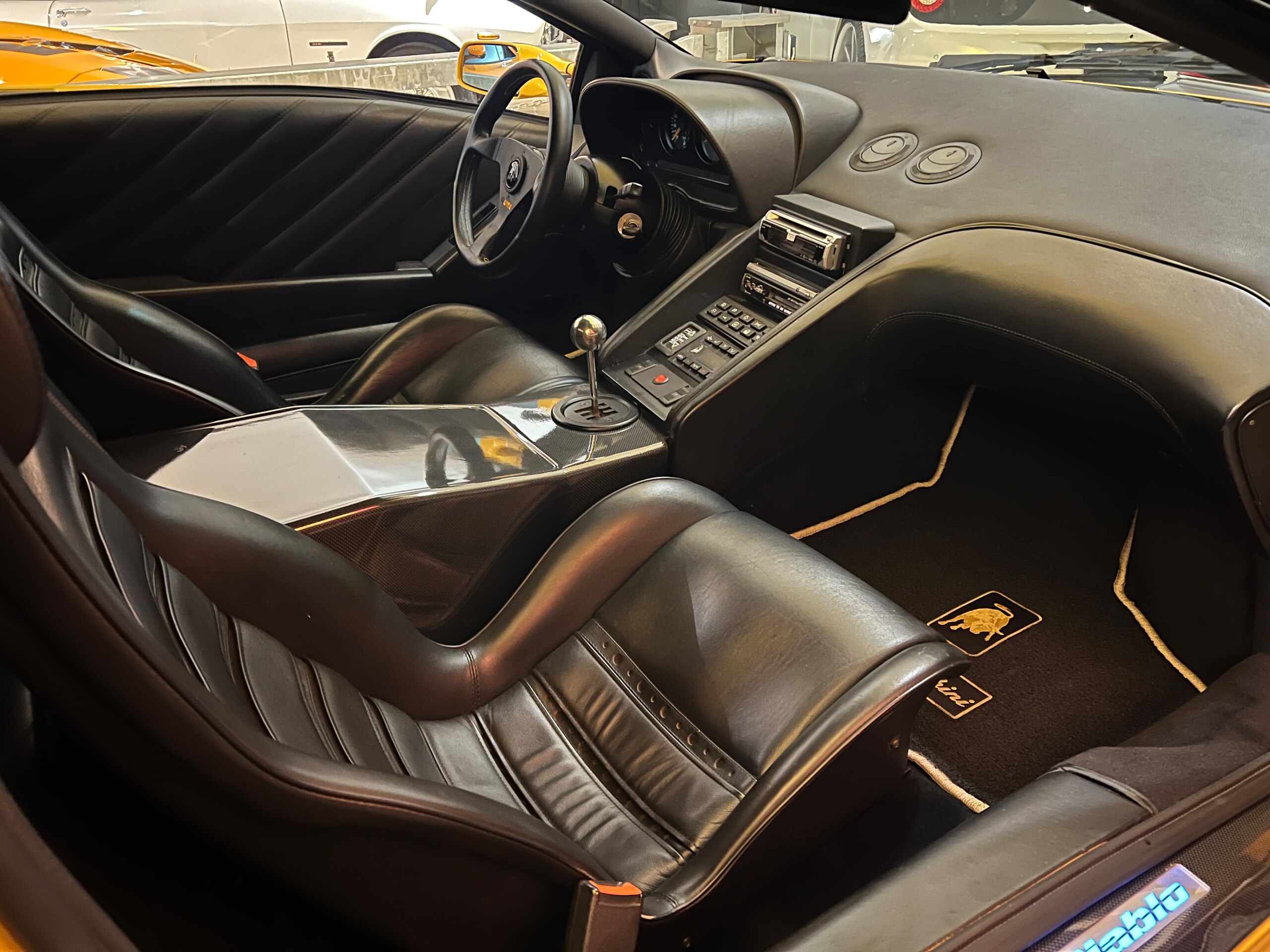 Lamborghini Diablo VT (photo: 10)