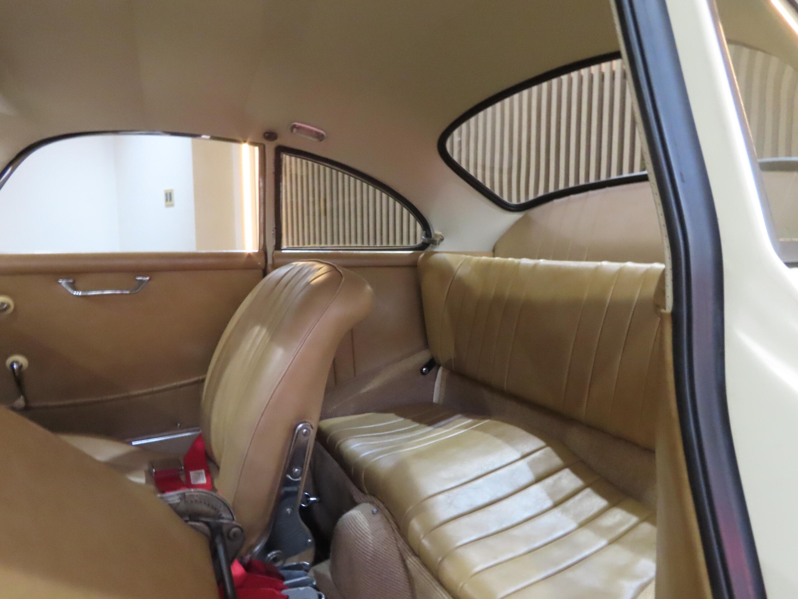 Porsche 356 (photo: 7)