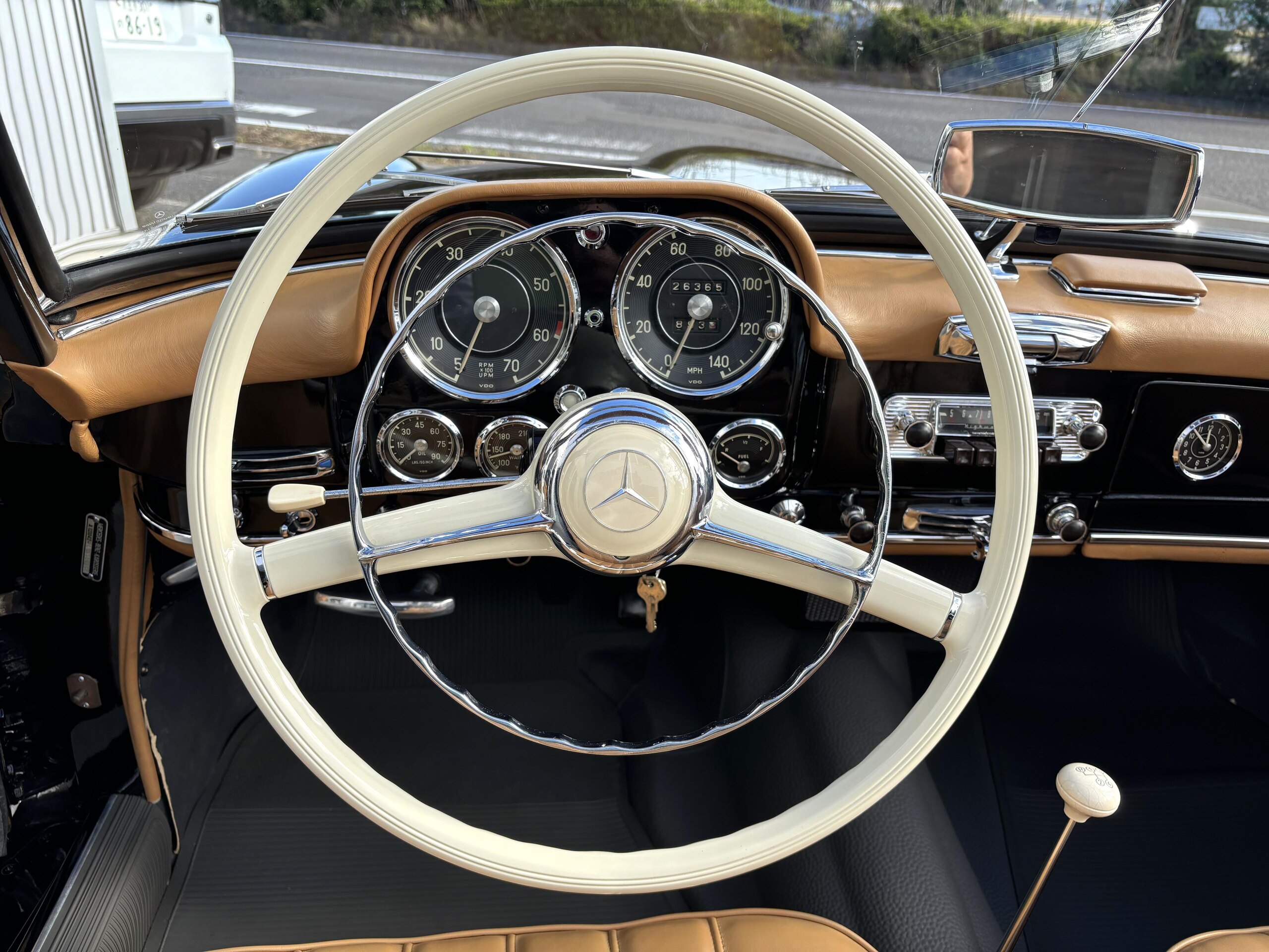 Mercedes Benz 190SL (photo: 12)