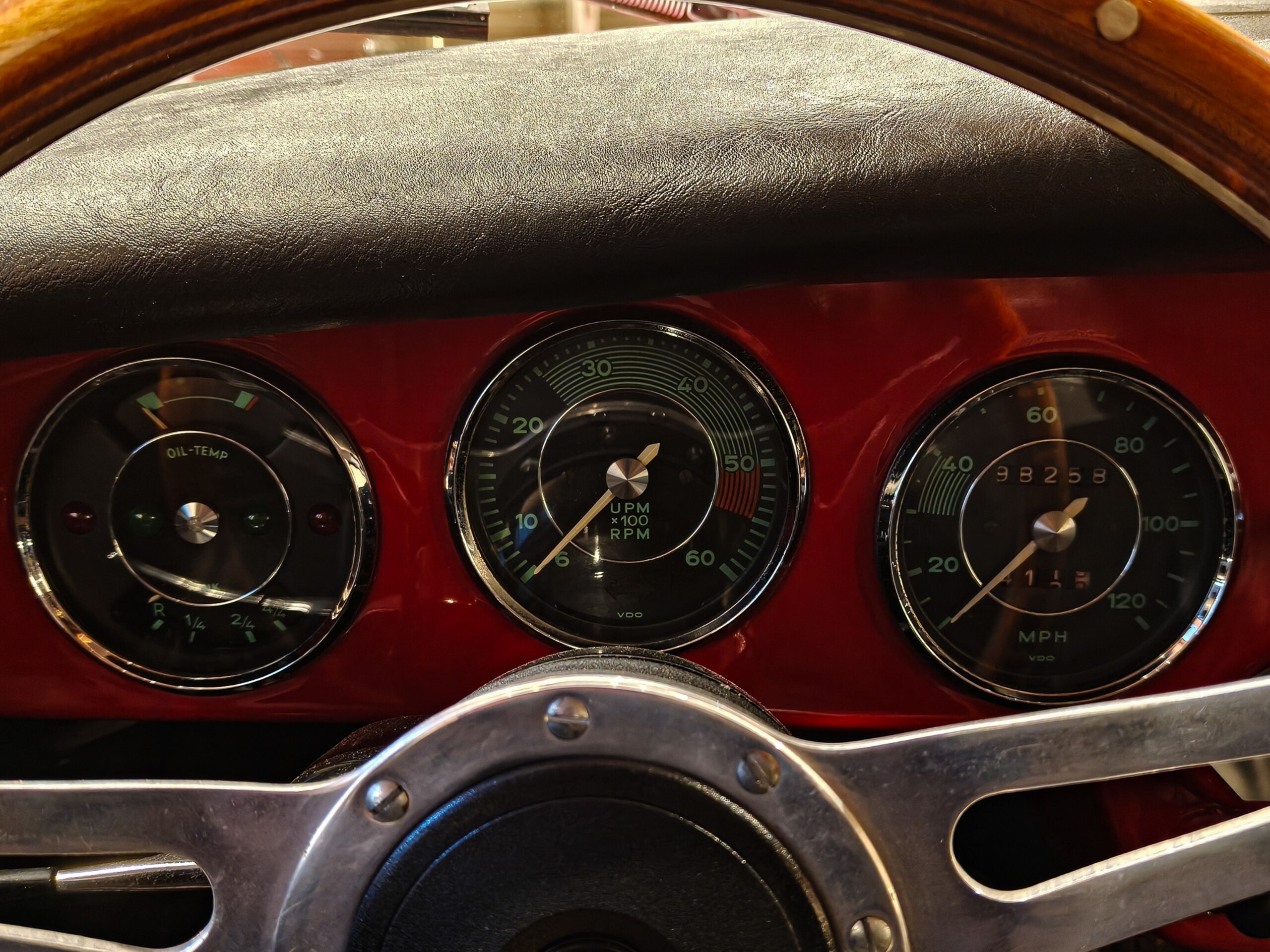 Porsche 356 (photo: 8)
