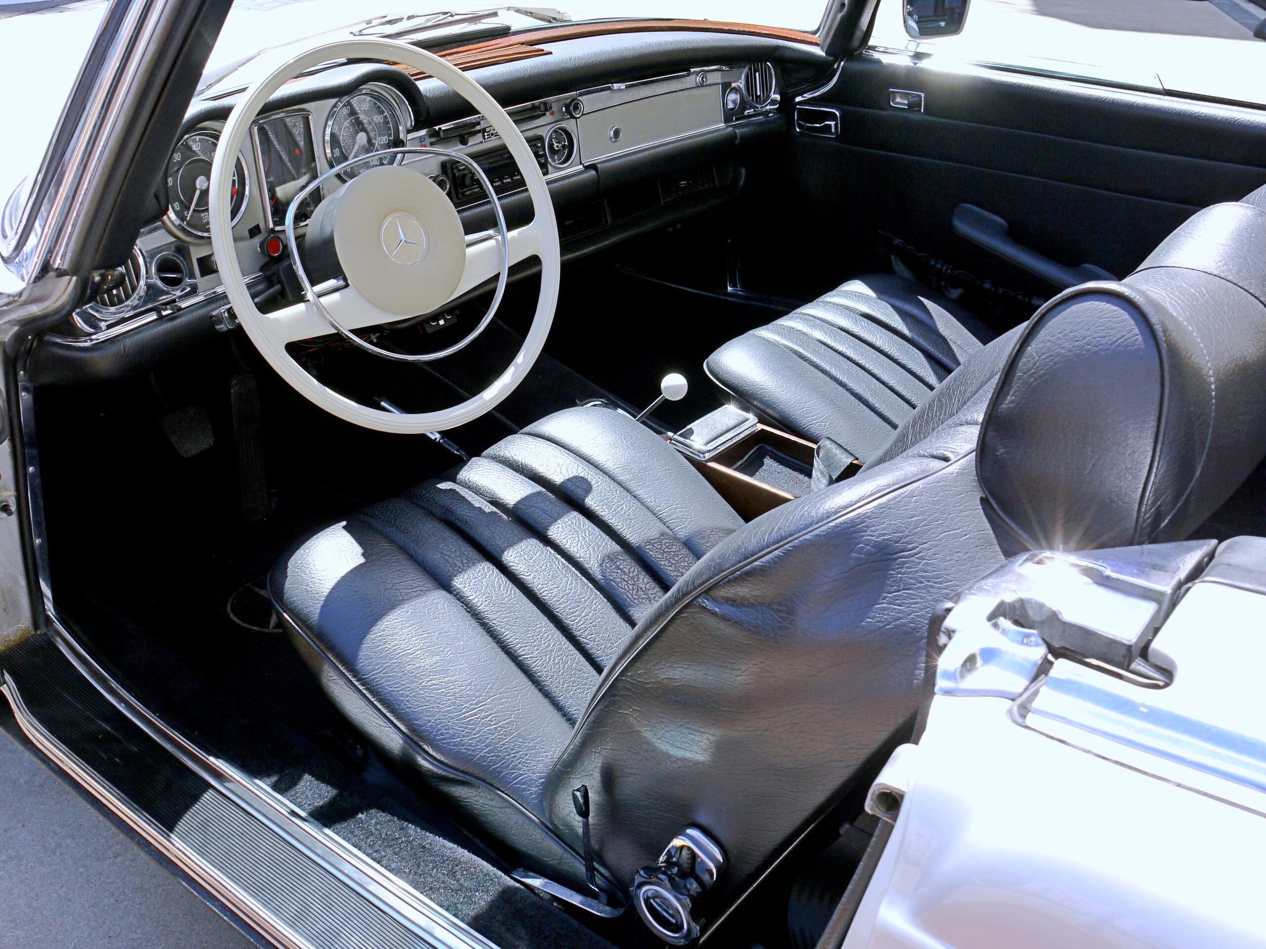 Mercedes Benz 280SL (photo: 6)