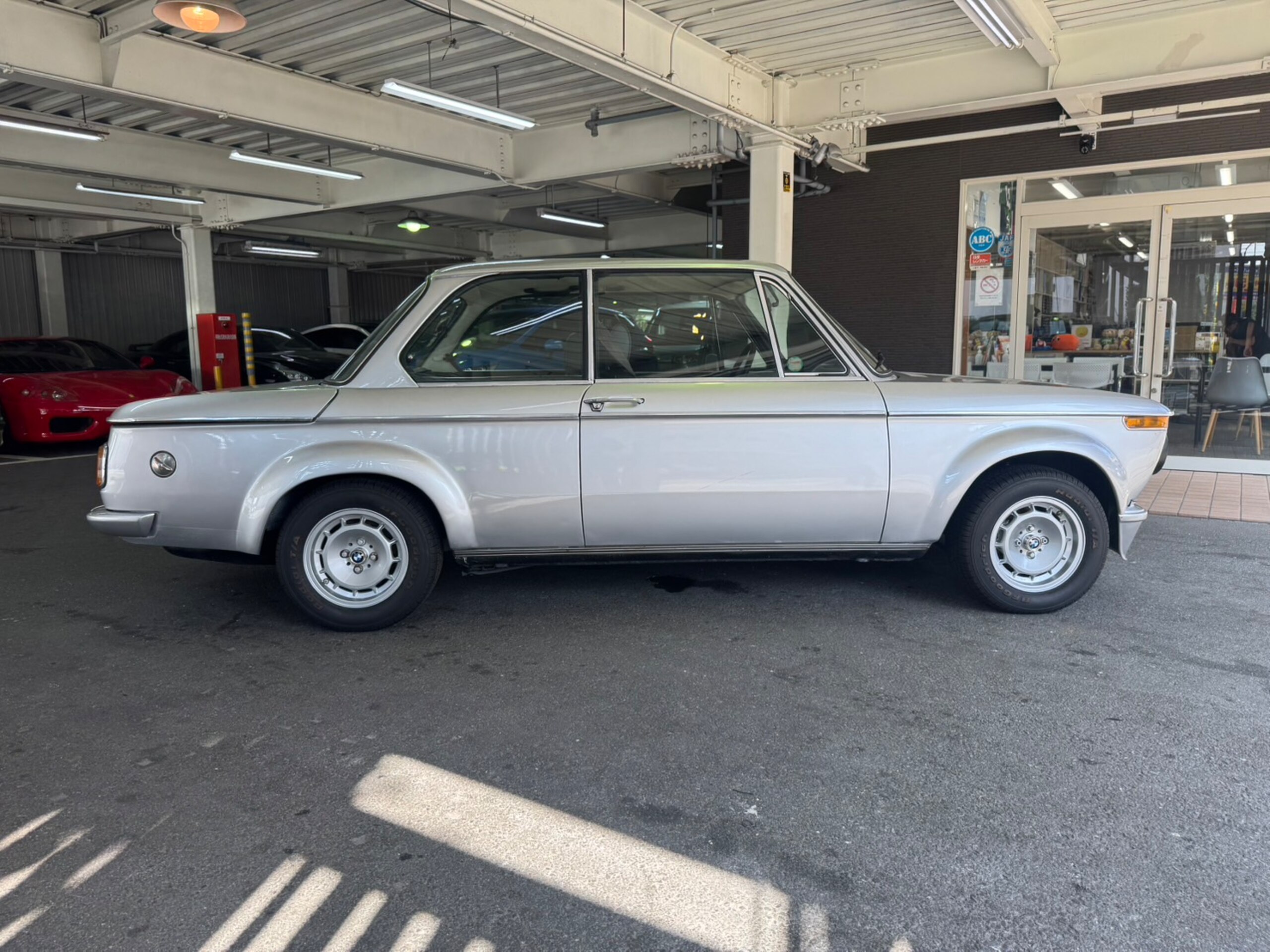 BMW 2002 Turbo (photo: 2)