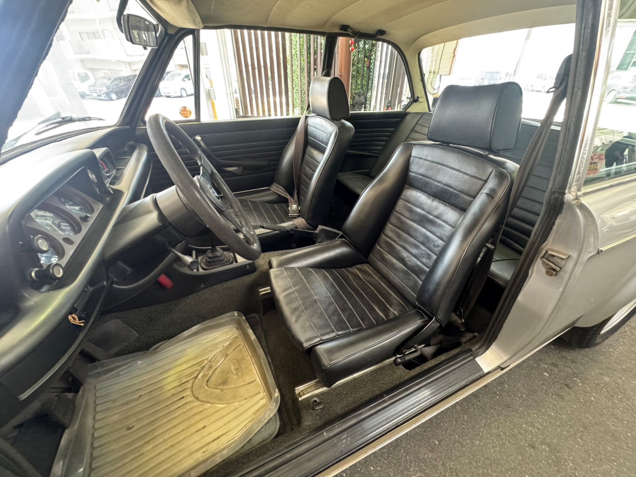 BMW 2002 Turbo (photo: 8)