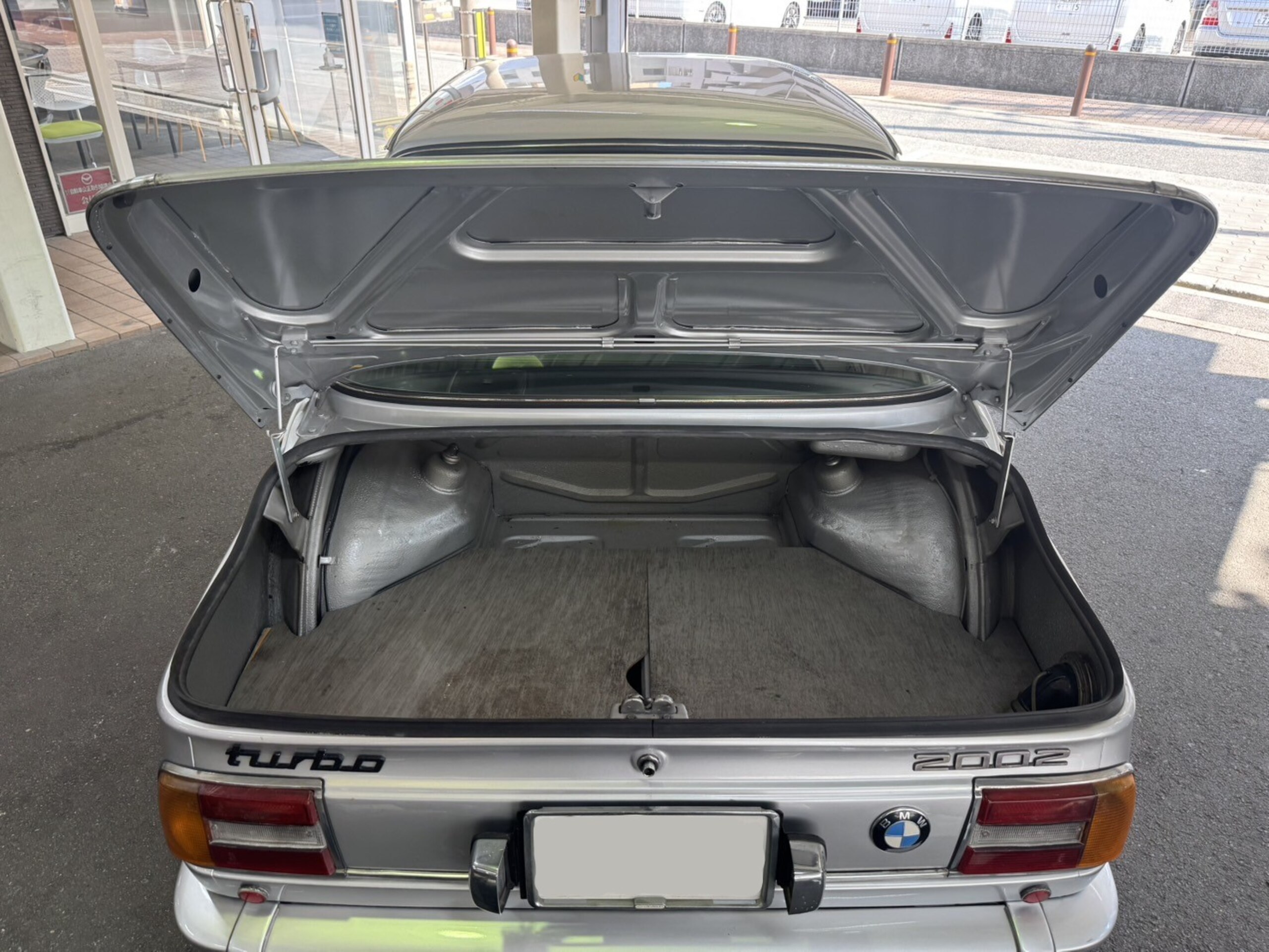BMW 2002 Turbo (photo: 18)