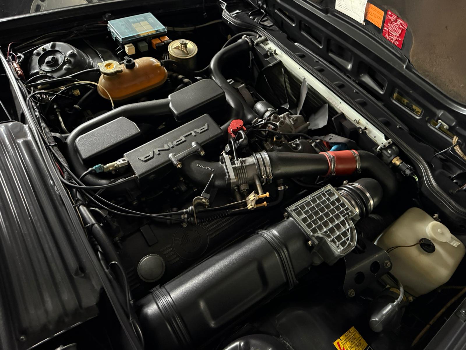 BMW Alpina B7 TURBO (photo: 12)