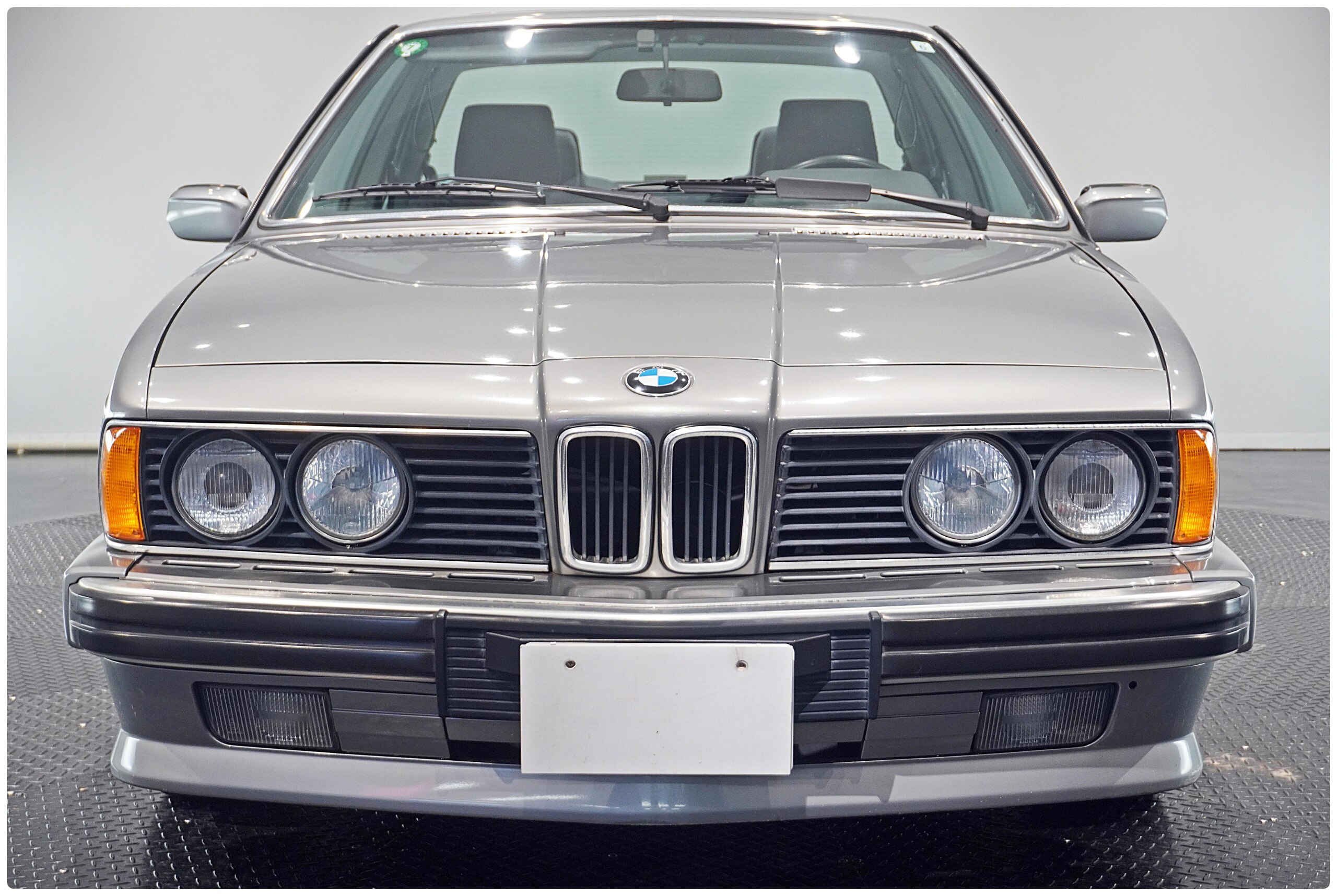 BMW 635CSi (photo: 1)