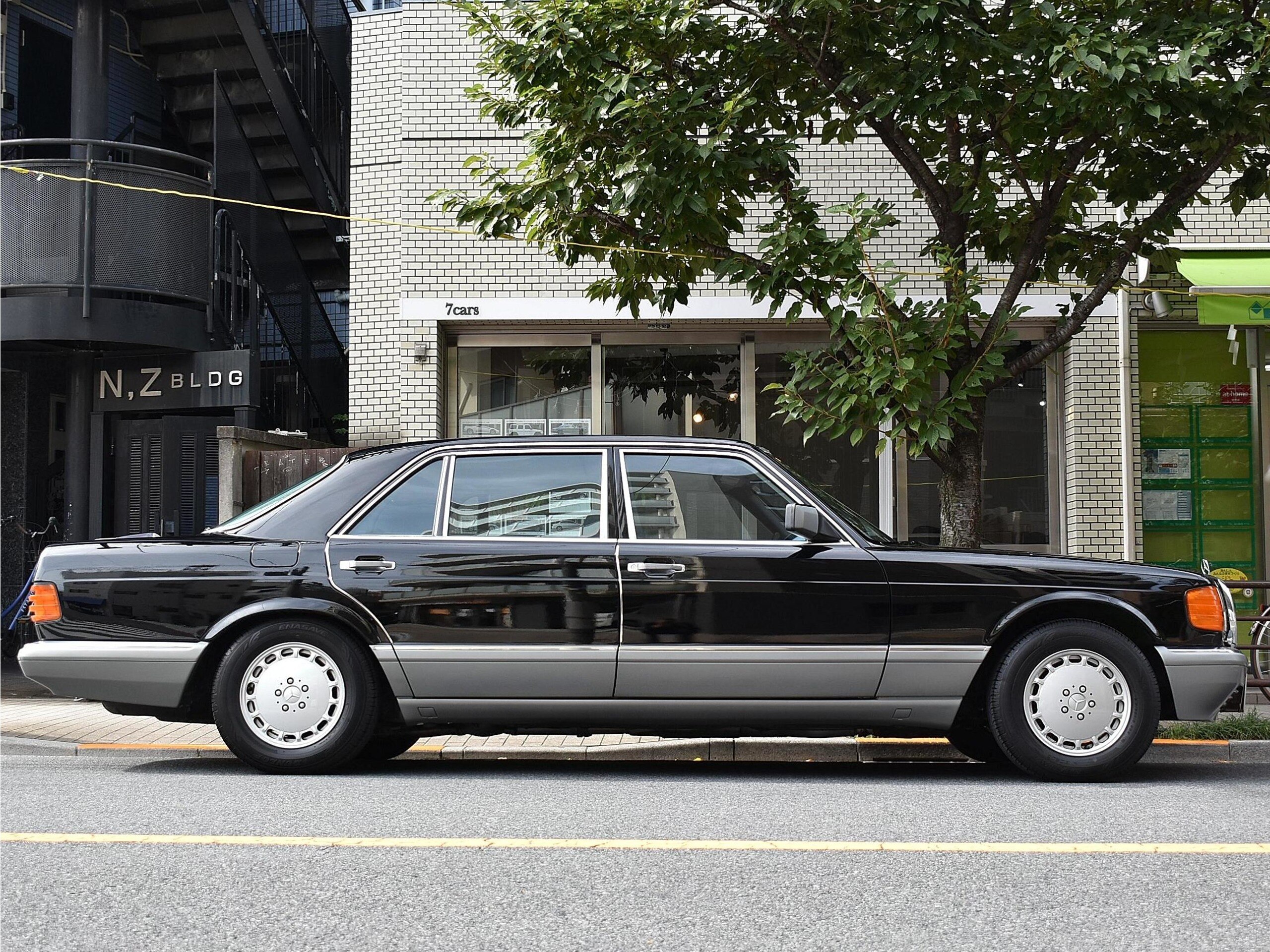 Mercedes Benz 560SEL (photo: 5)