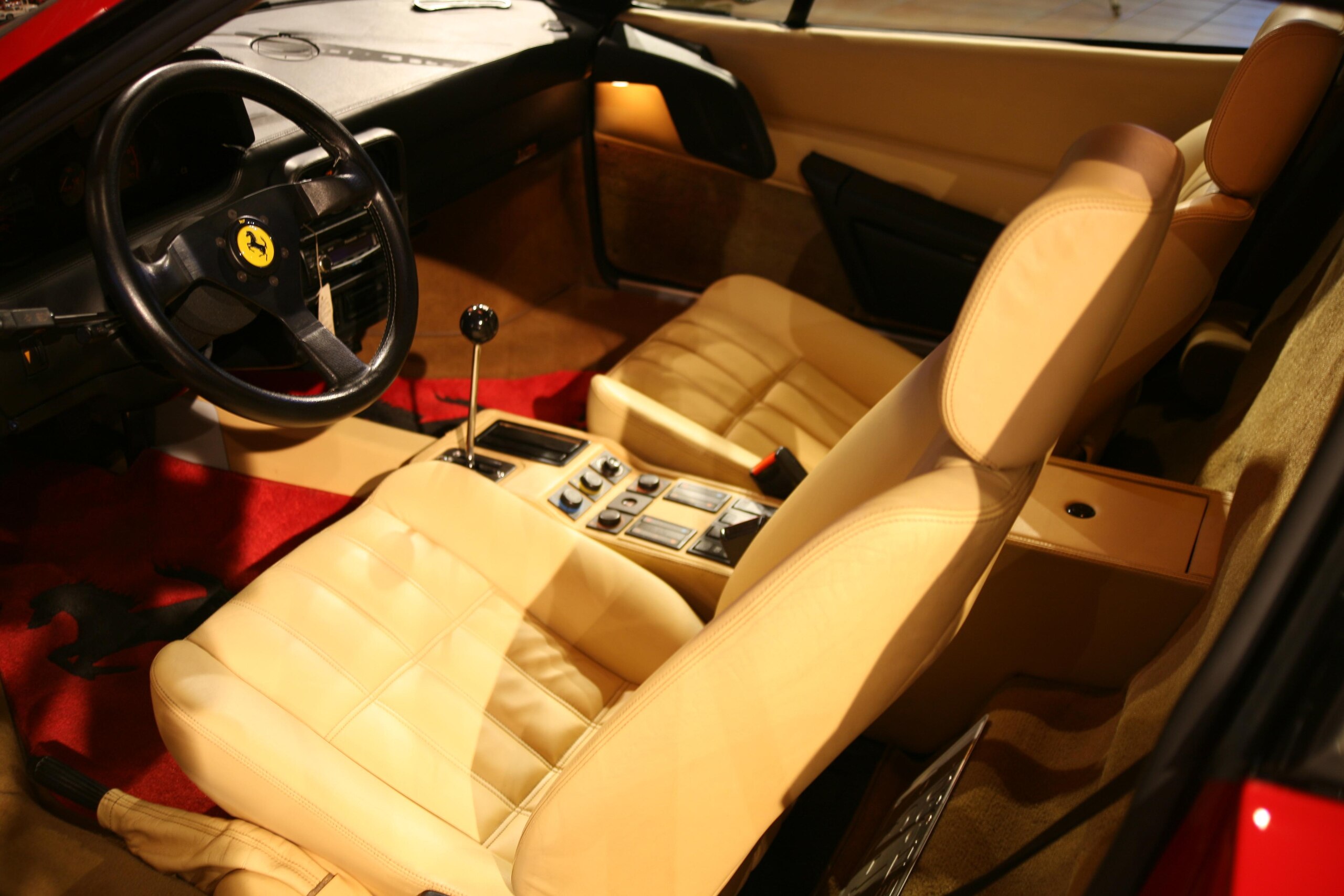 Ferrari GTB Turbo (photo: 1)