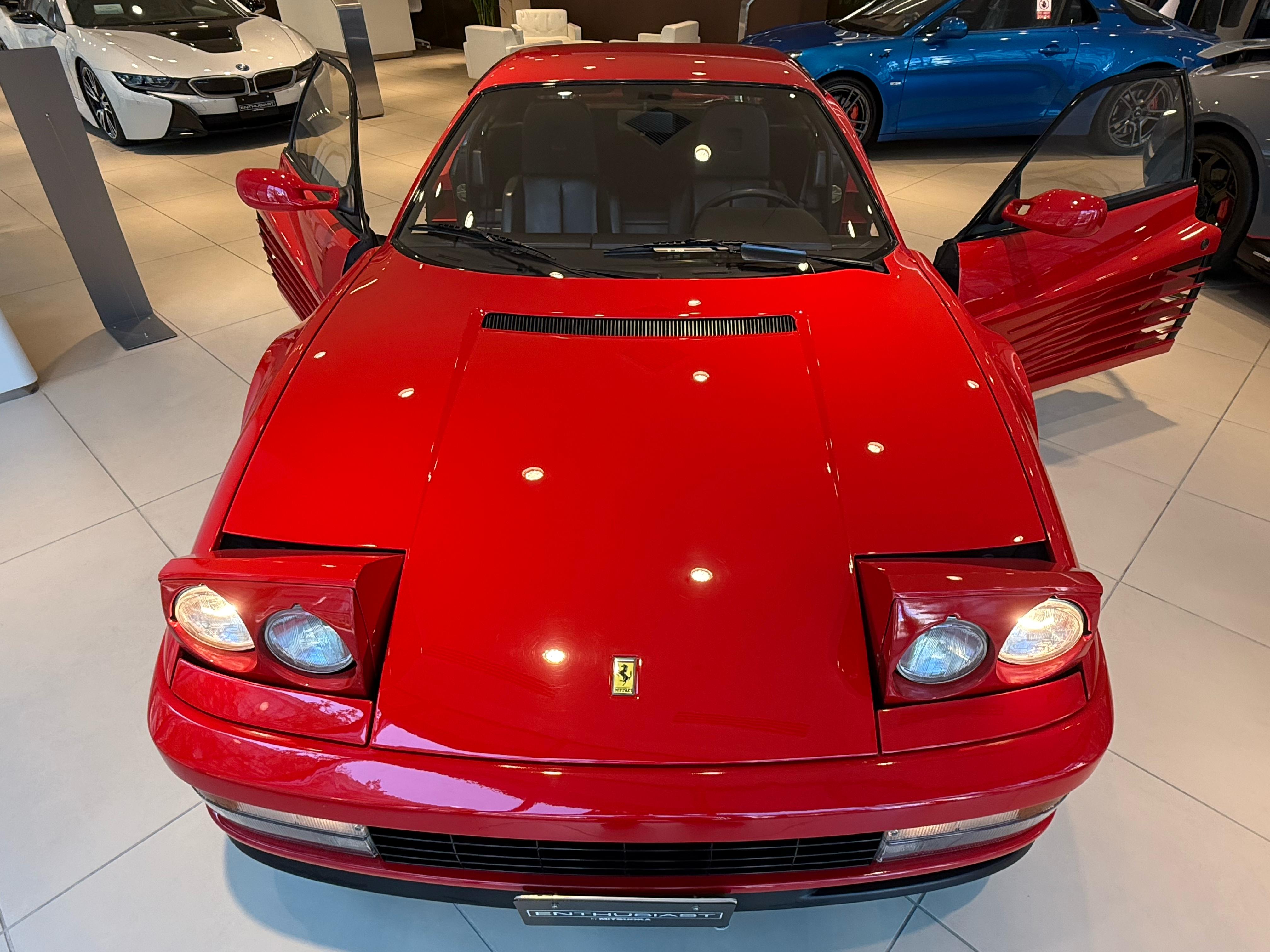 Ferrari Testarossa (photo: 1)