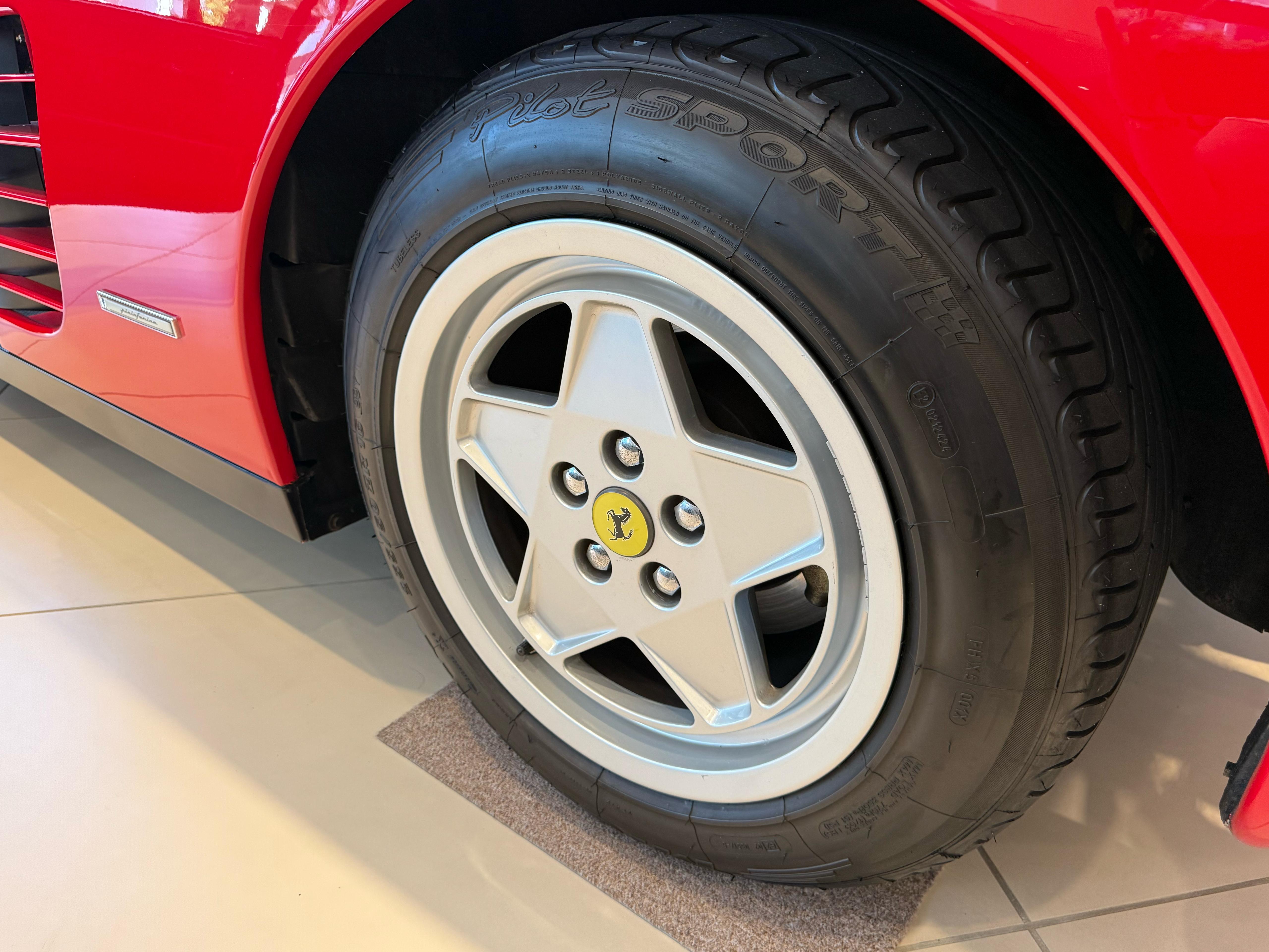 Ferrari Testarossa (photo: 19)