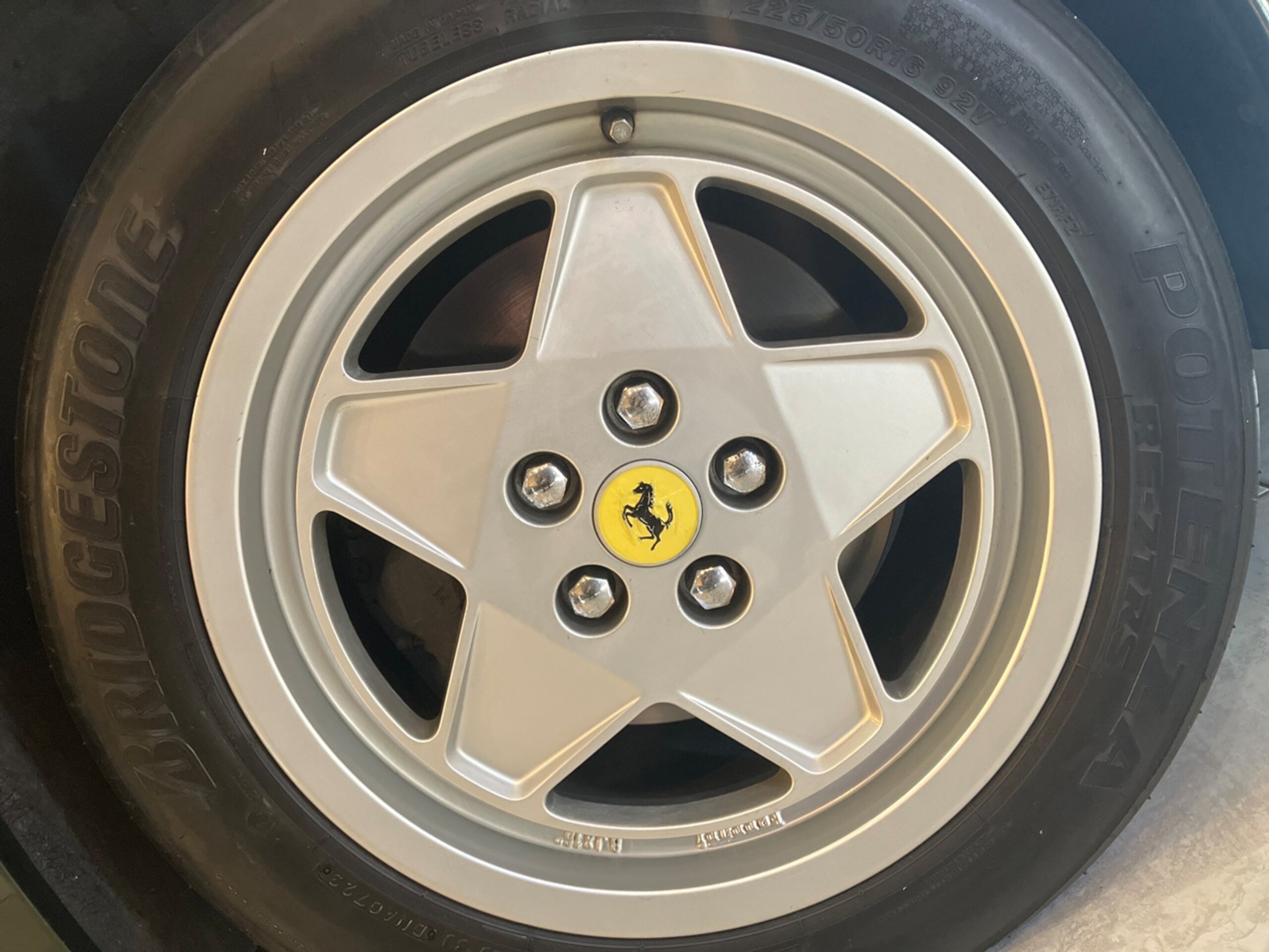 Ferrari Testarossa (photo: 20)