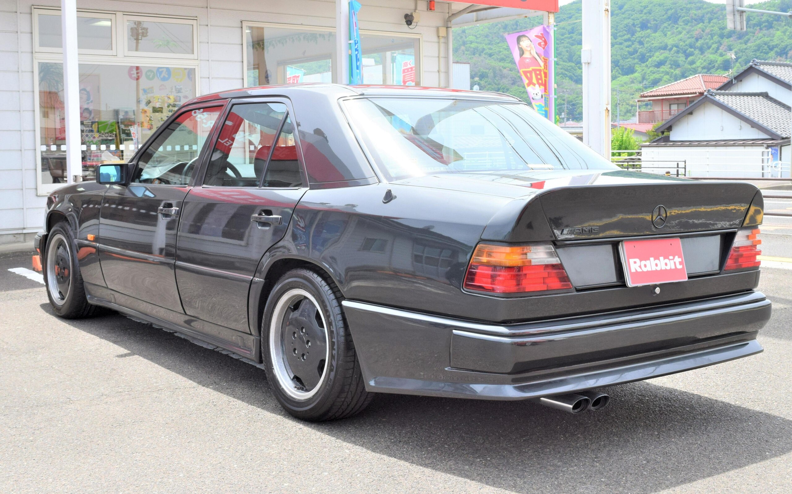 Mercedes Benz 300E 3.2 AMG (photo: 4)