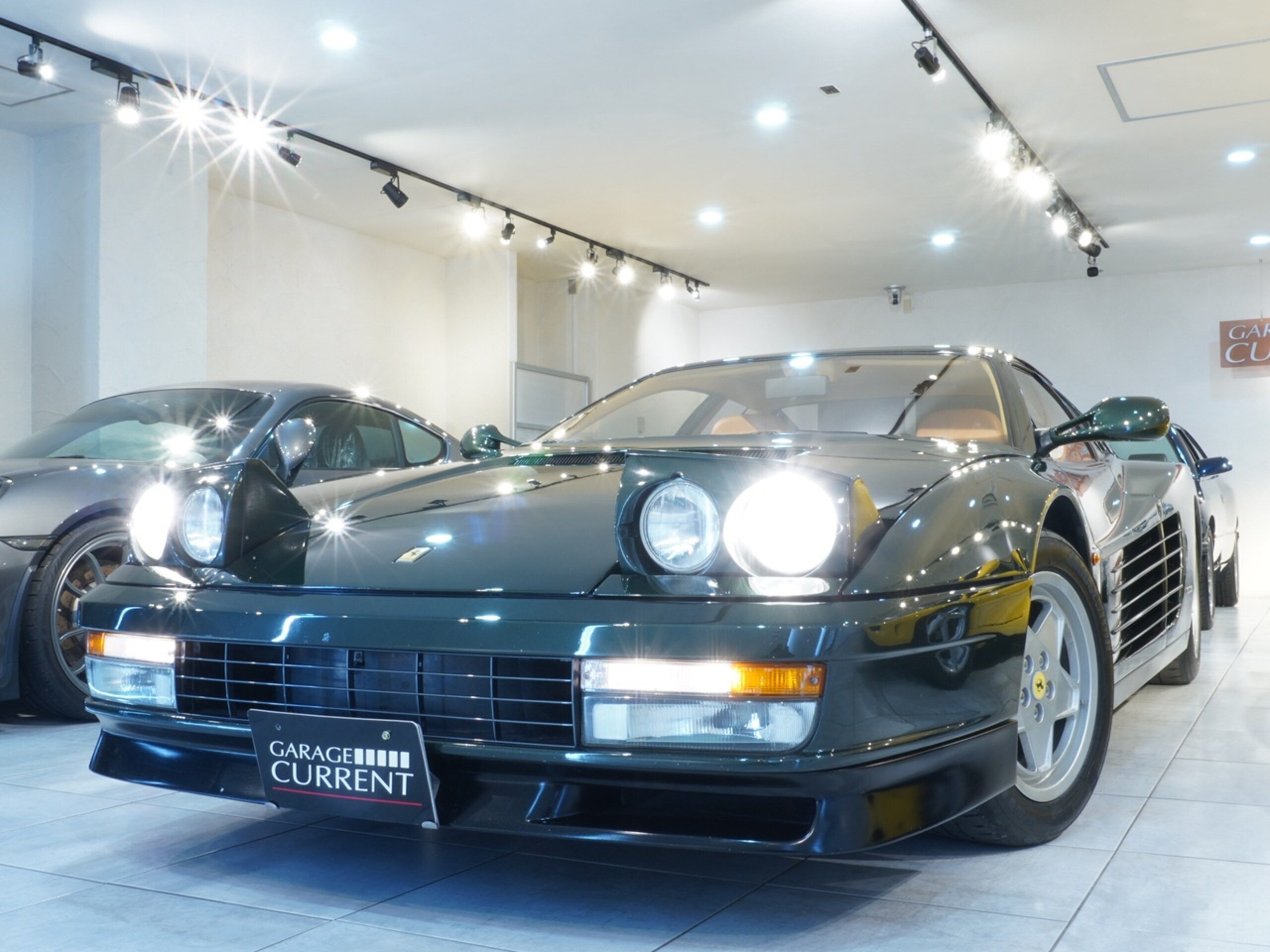 Ferrari Testarossa (photo: 2)