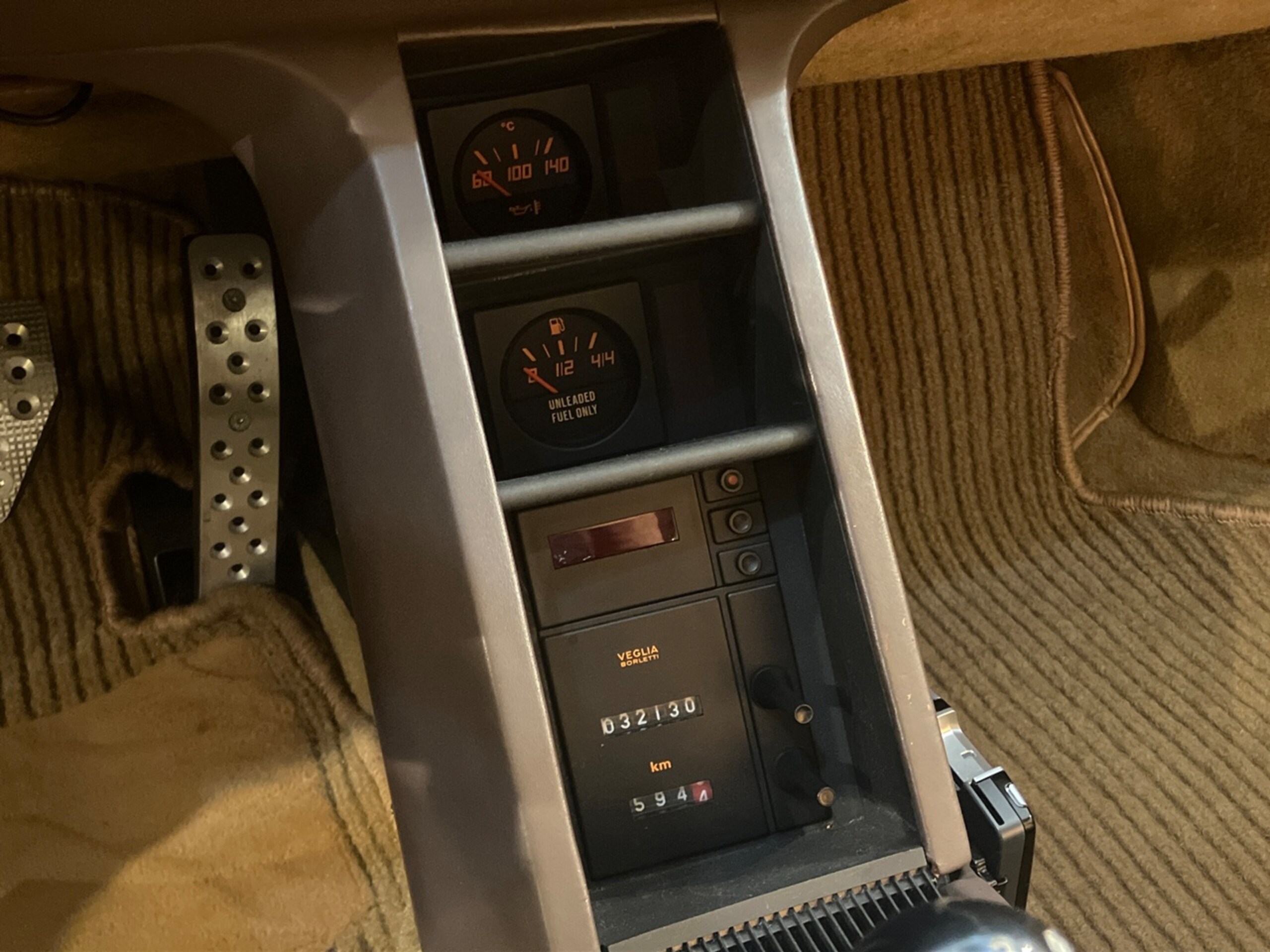 Ferrari Testarossa (photo: 13)