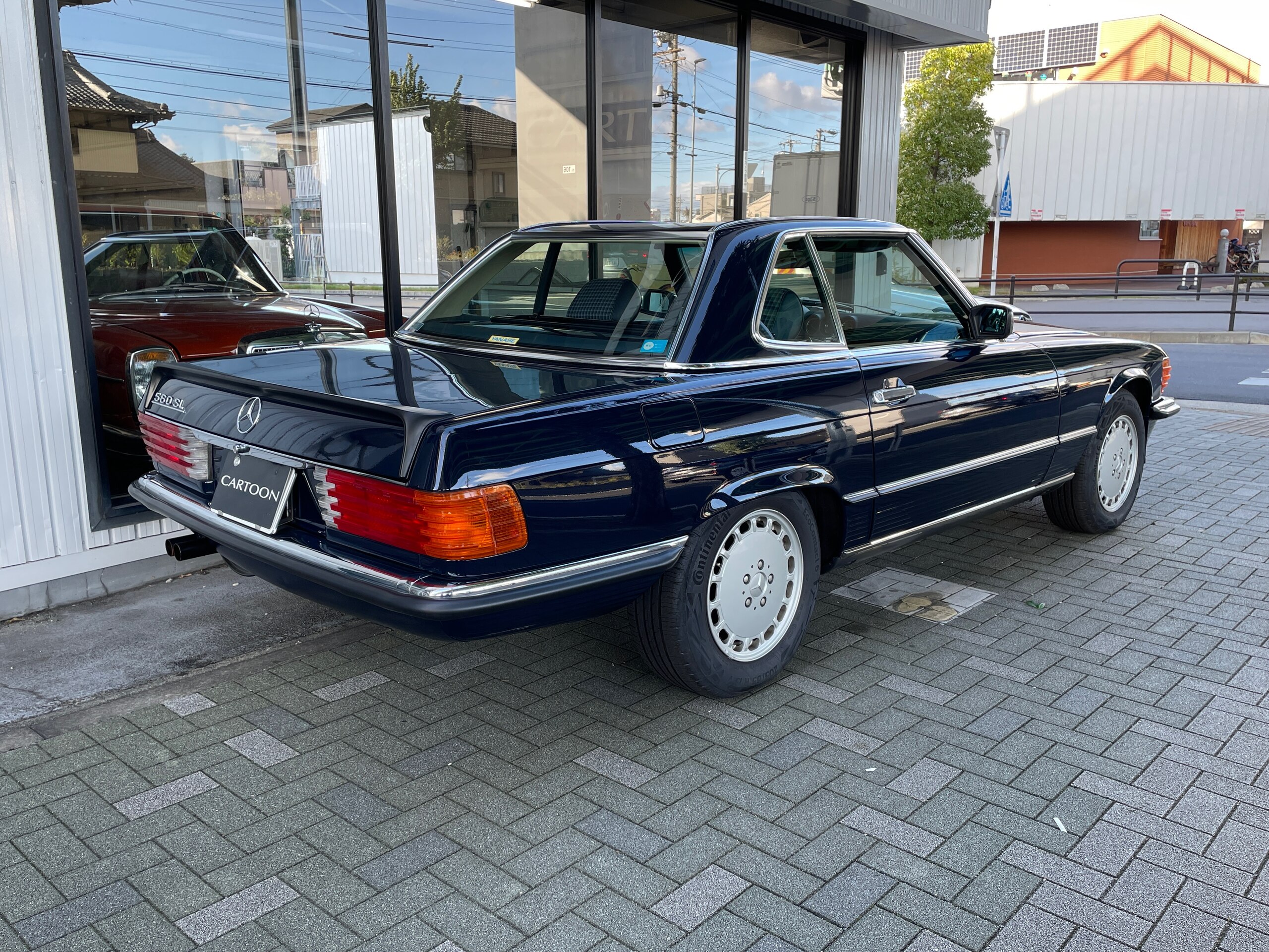 Mercedes Benz 560SL (photo: 3)