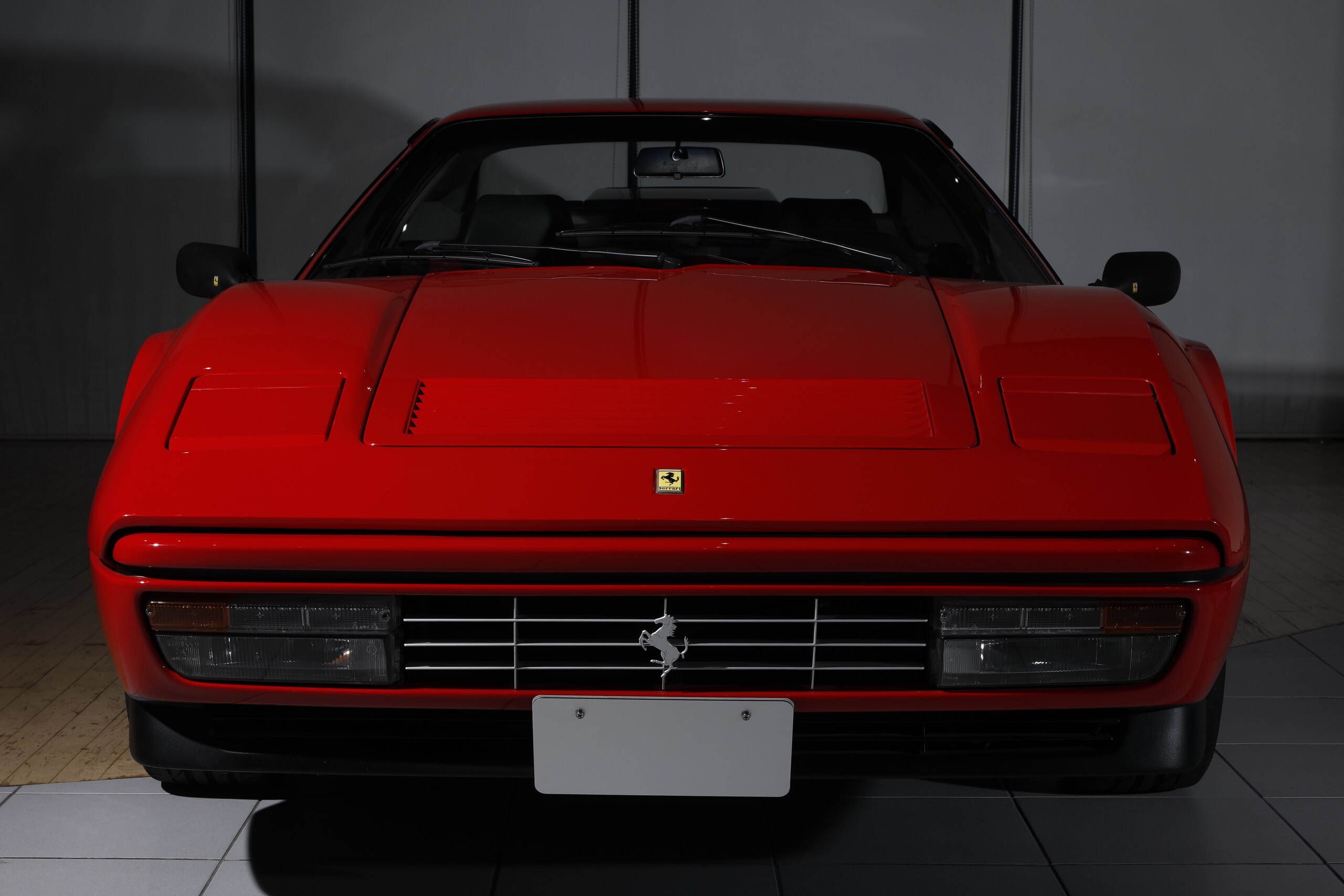 Ferrari 208 GTB Turbo (photo: 1)