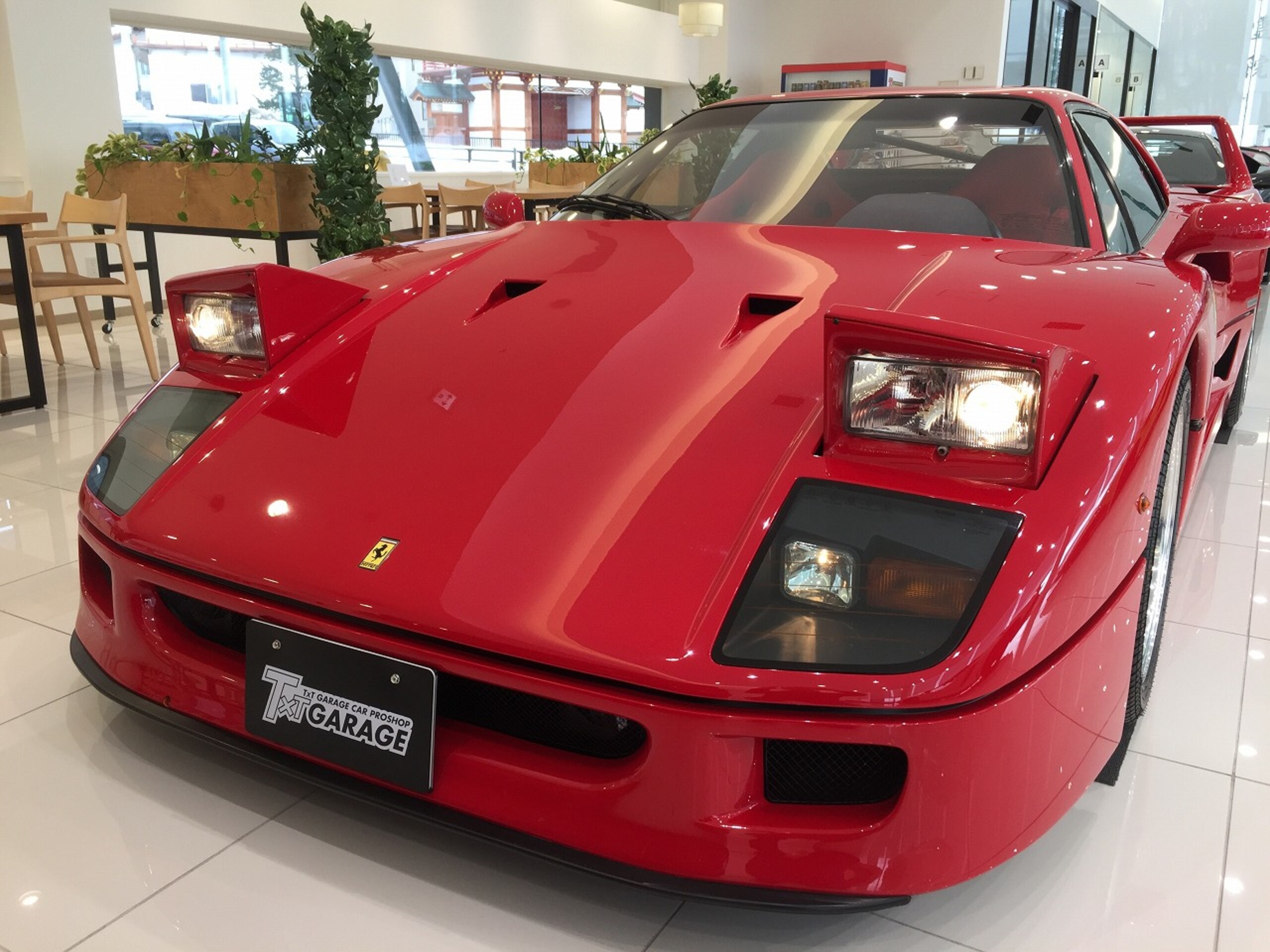 Ferrari F40 (photo: 5)