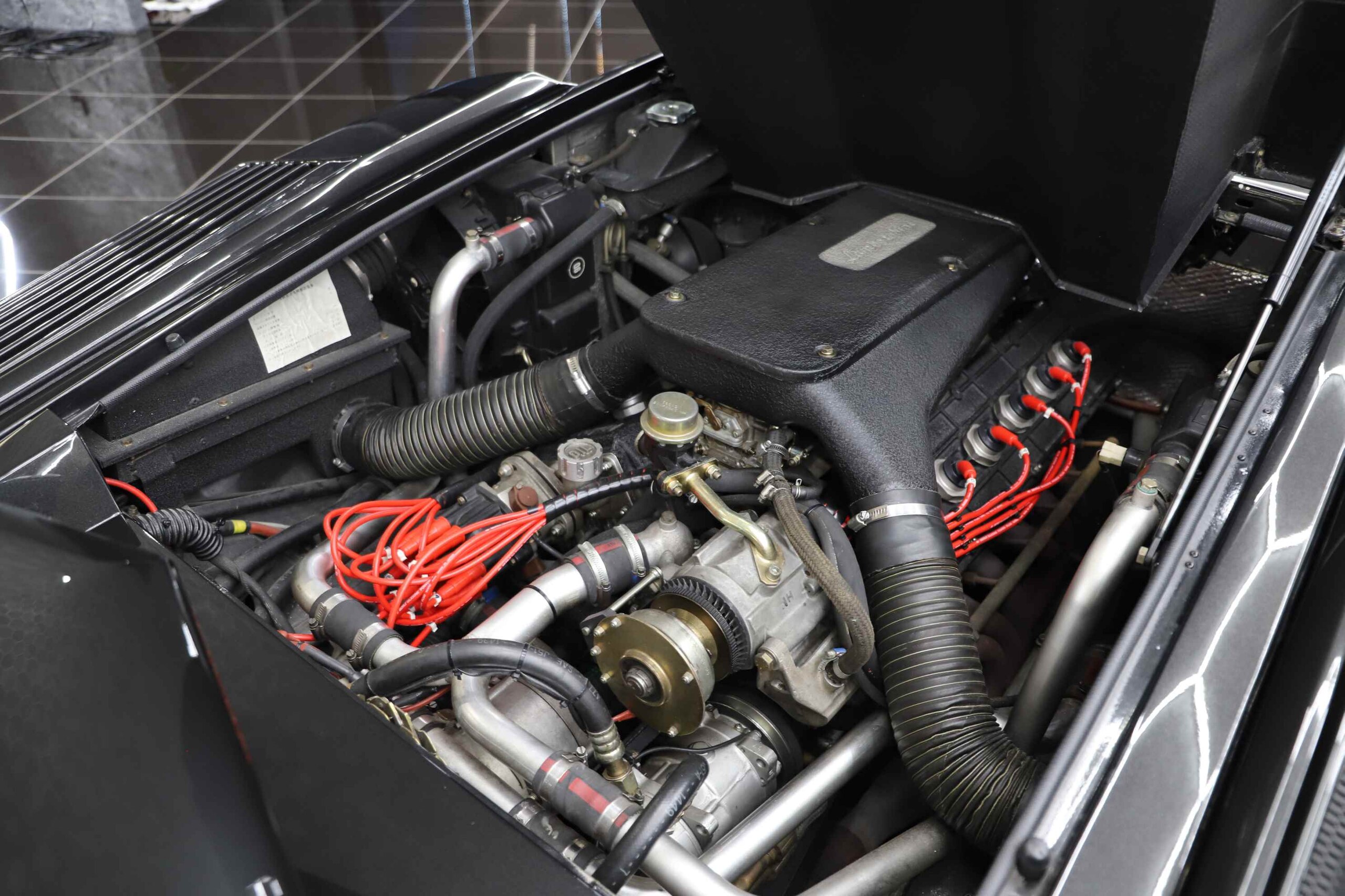 Lamborghini Countach Anniversary Edition (photo: 11)