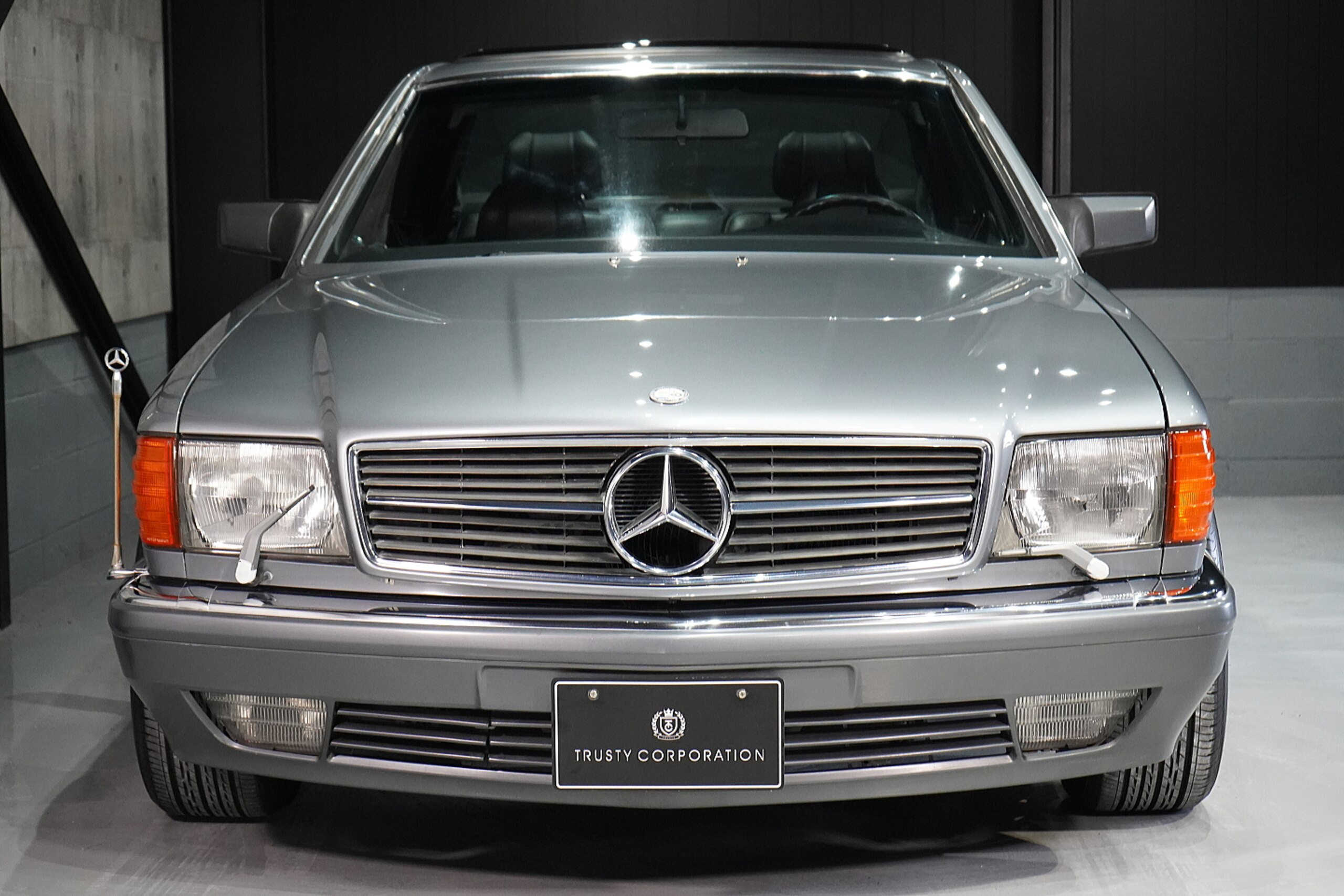 Mercedes Benz 560SEC (photo: 1)