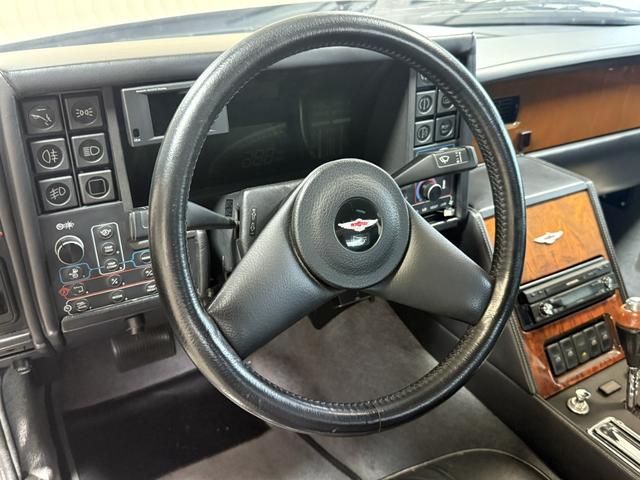 Aston Martin Lagonda (photo: 11)