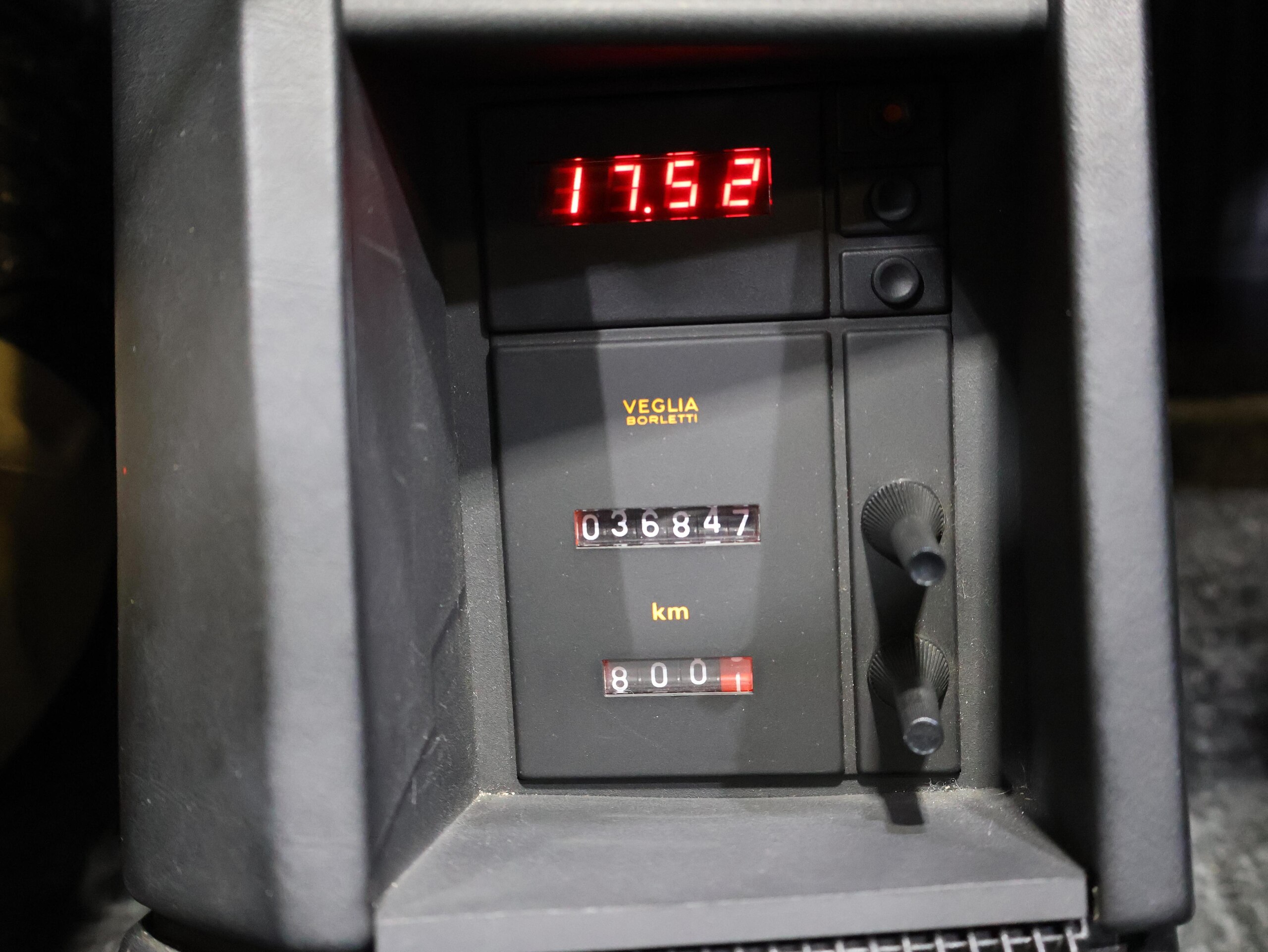 Ferrari Testarossa (photo: 13)