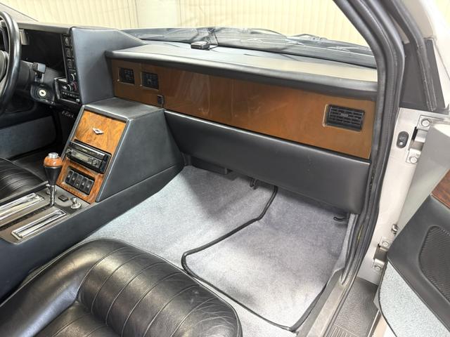 Aston Martin Lagonda (photo: 14)