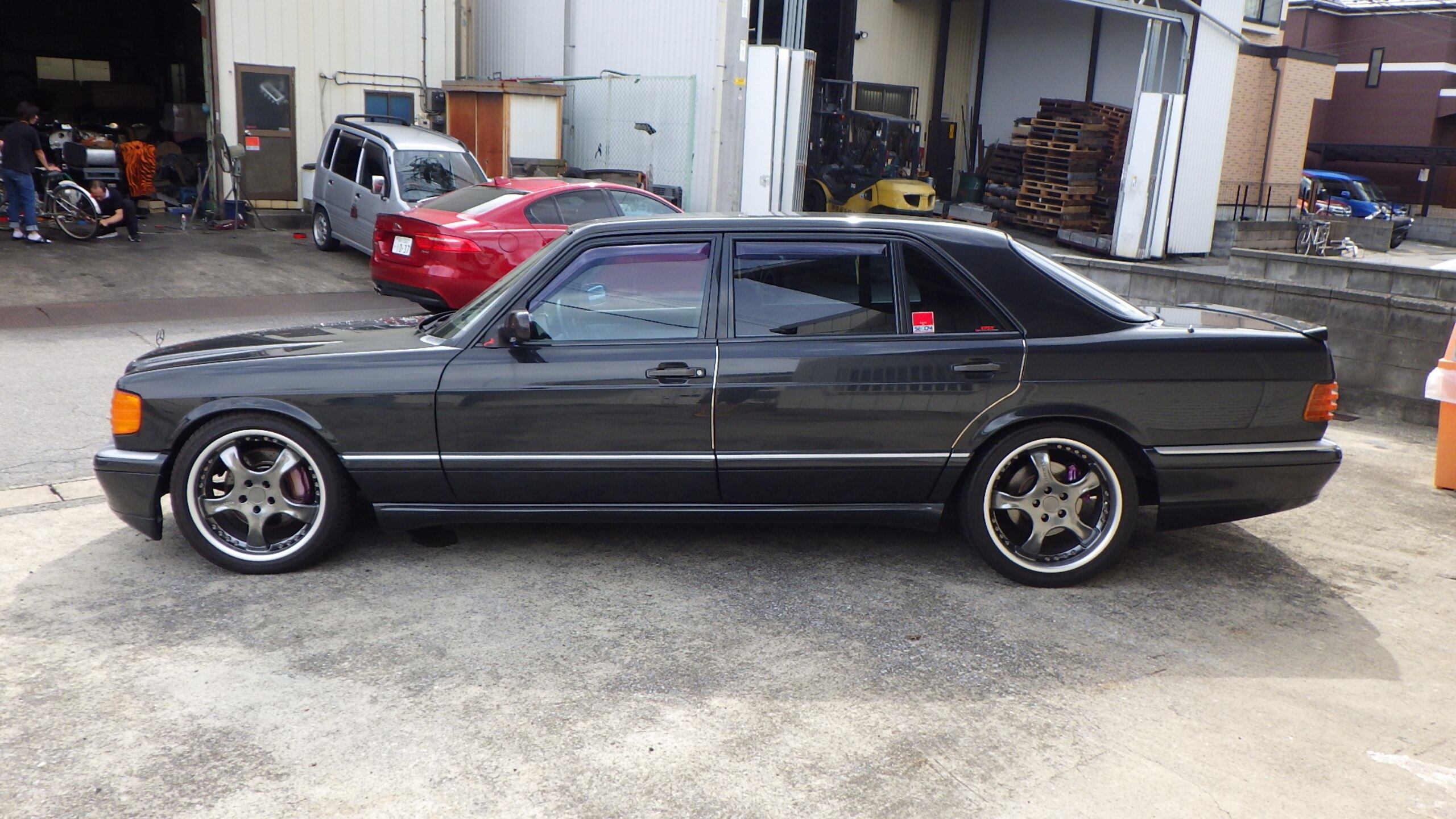 Mercedes Benz 560SEL 6.0 AMG (photo: 5)