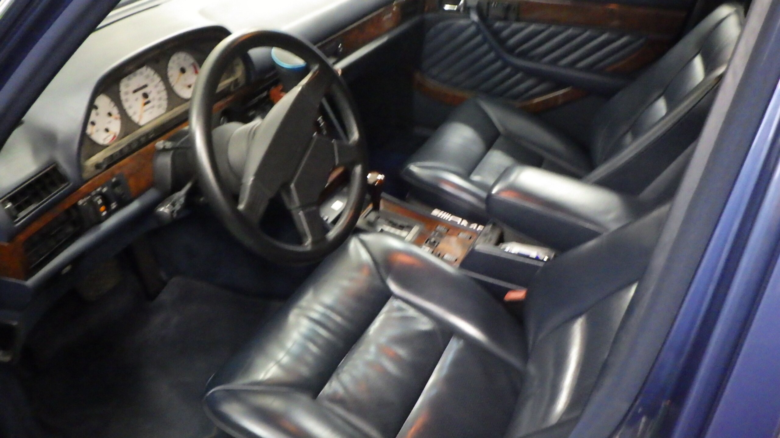 Mercedes Benz 560SEL 6.0 AMG (photo: 8)