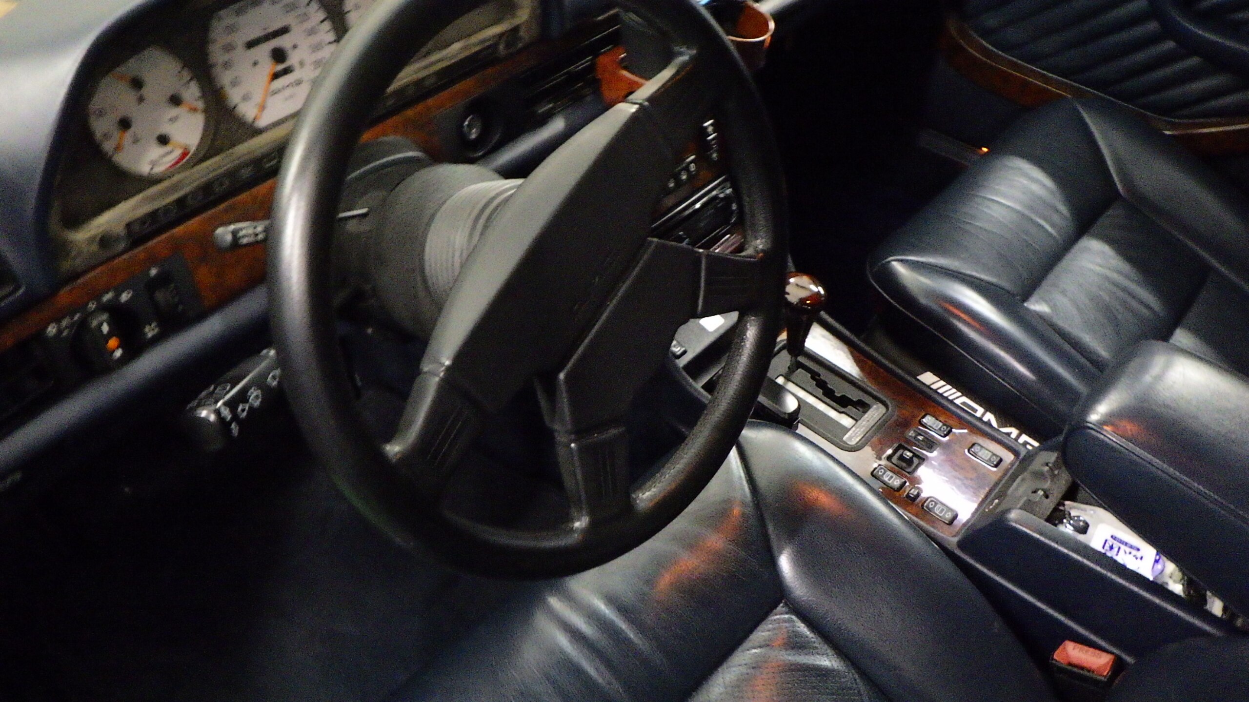 Mercedes Benz 560SEL 6.0 AMG (photo: 9)