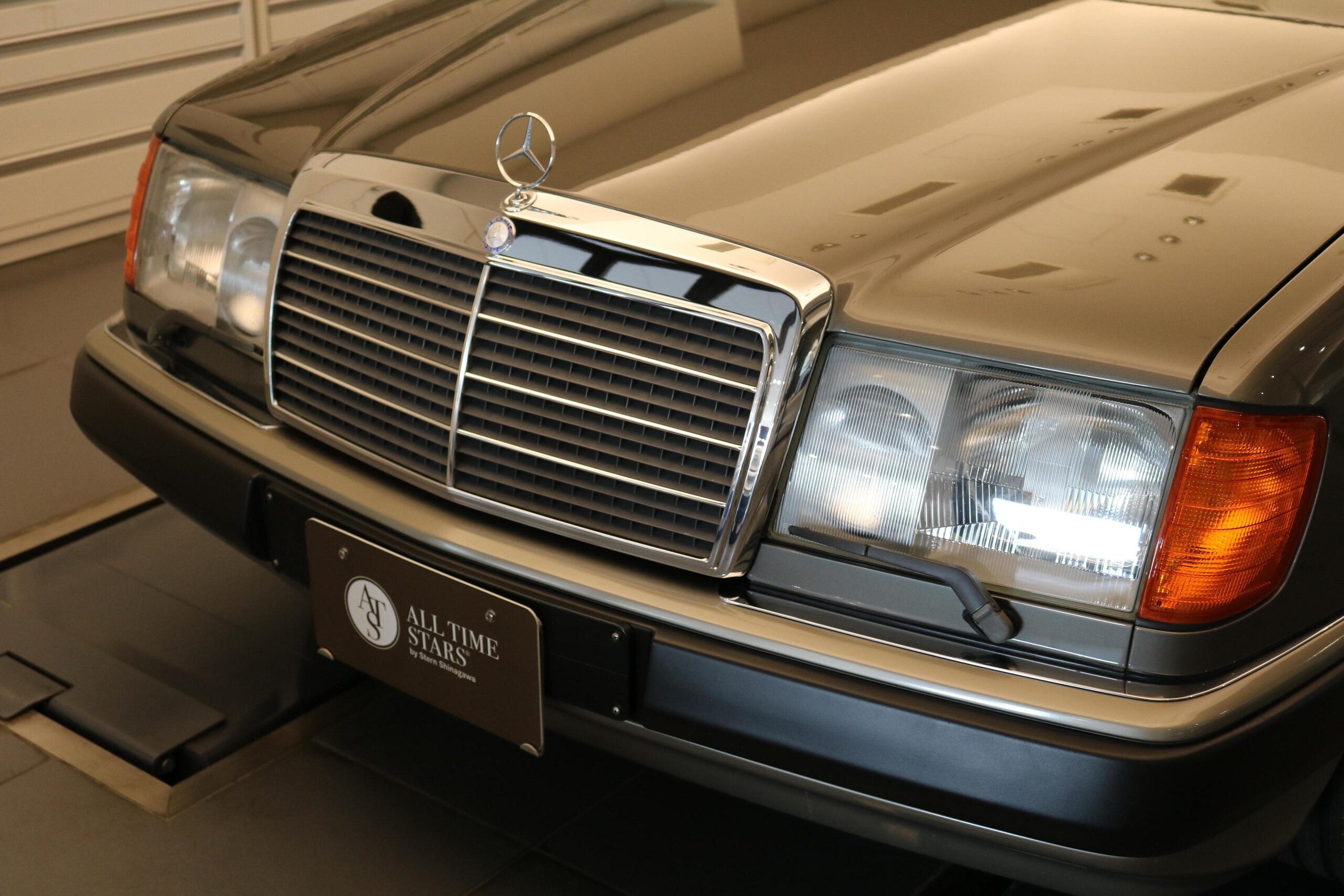 Mercedes Benz 300CE-24 (photo: 7)