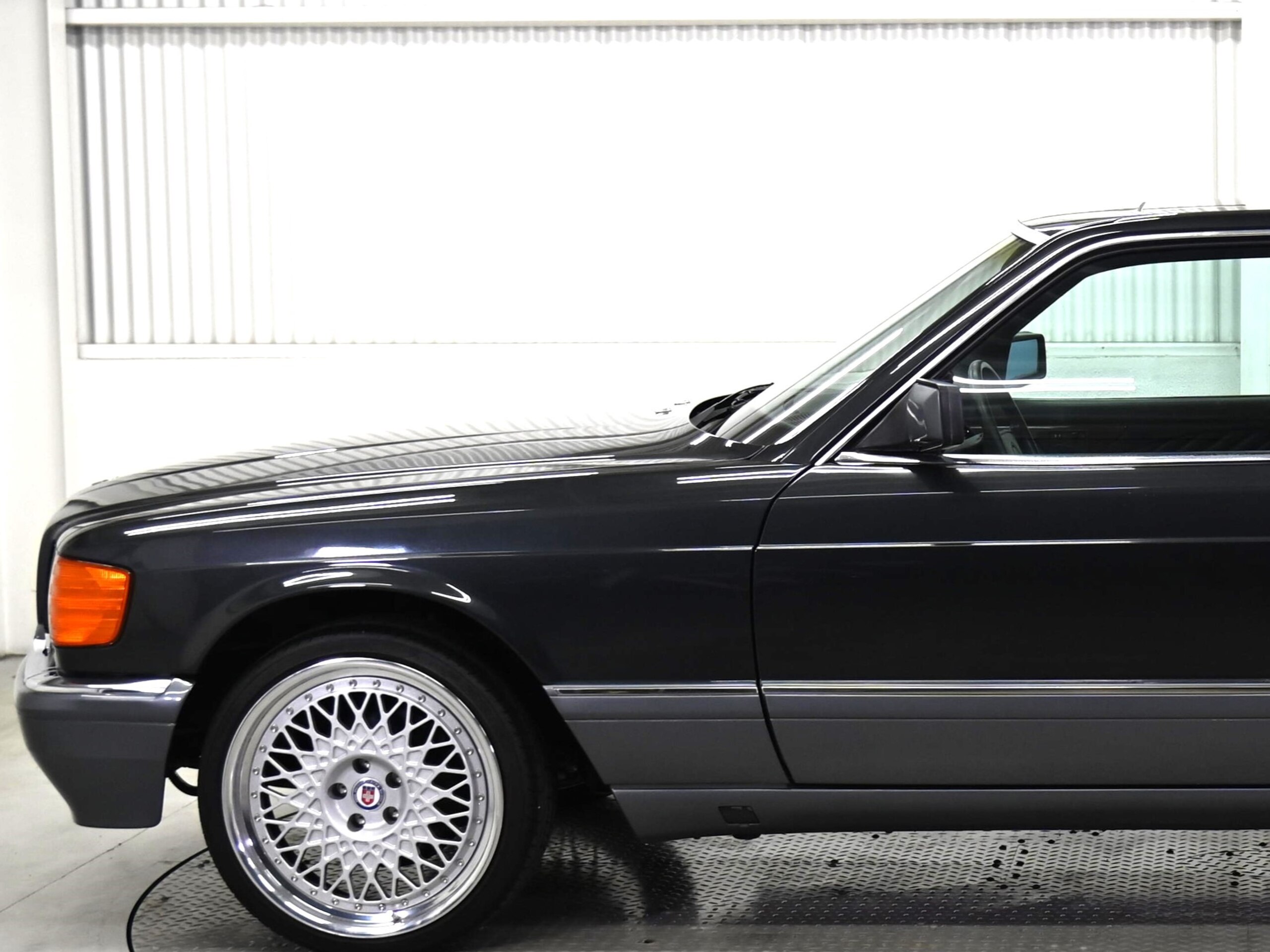 Mercedes Benz 560SEC (photo: 3)