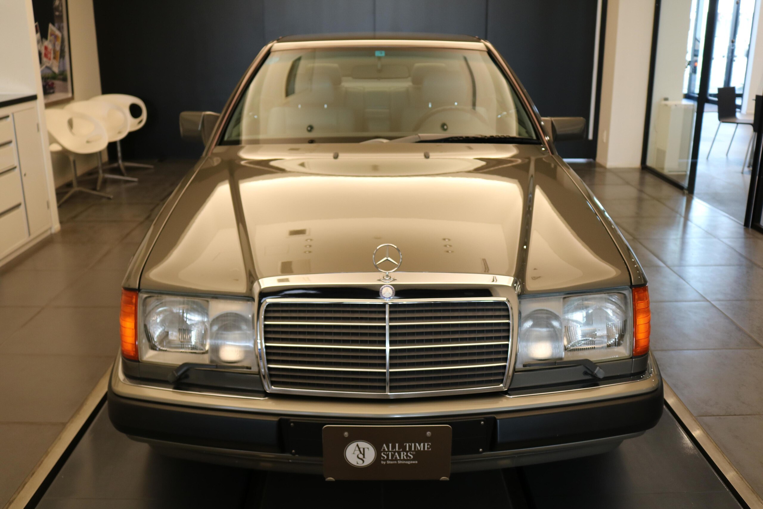 Mercedes Benz 300CE-24 (photo: 1)