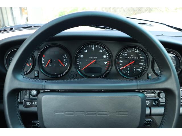 Porsche 911 Carrera 2 (photo: 10)