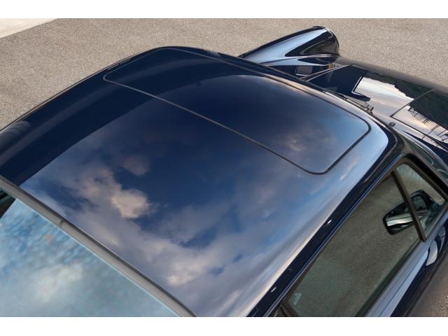 Porsche 911 Carrera 2 (photo: 20)