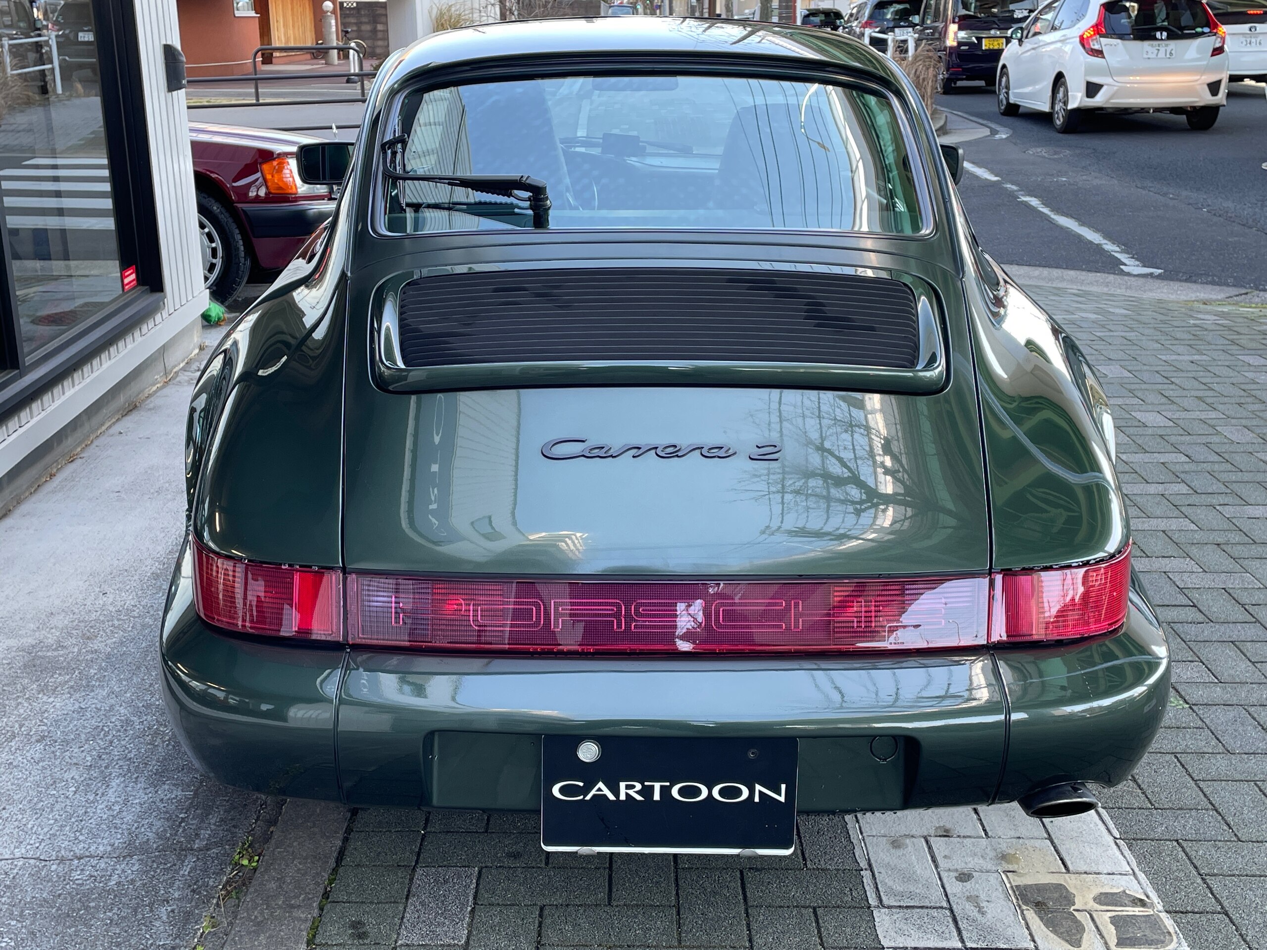 Porsche 911 Carrera 2 (photo: 2)