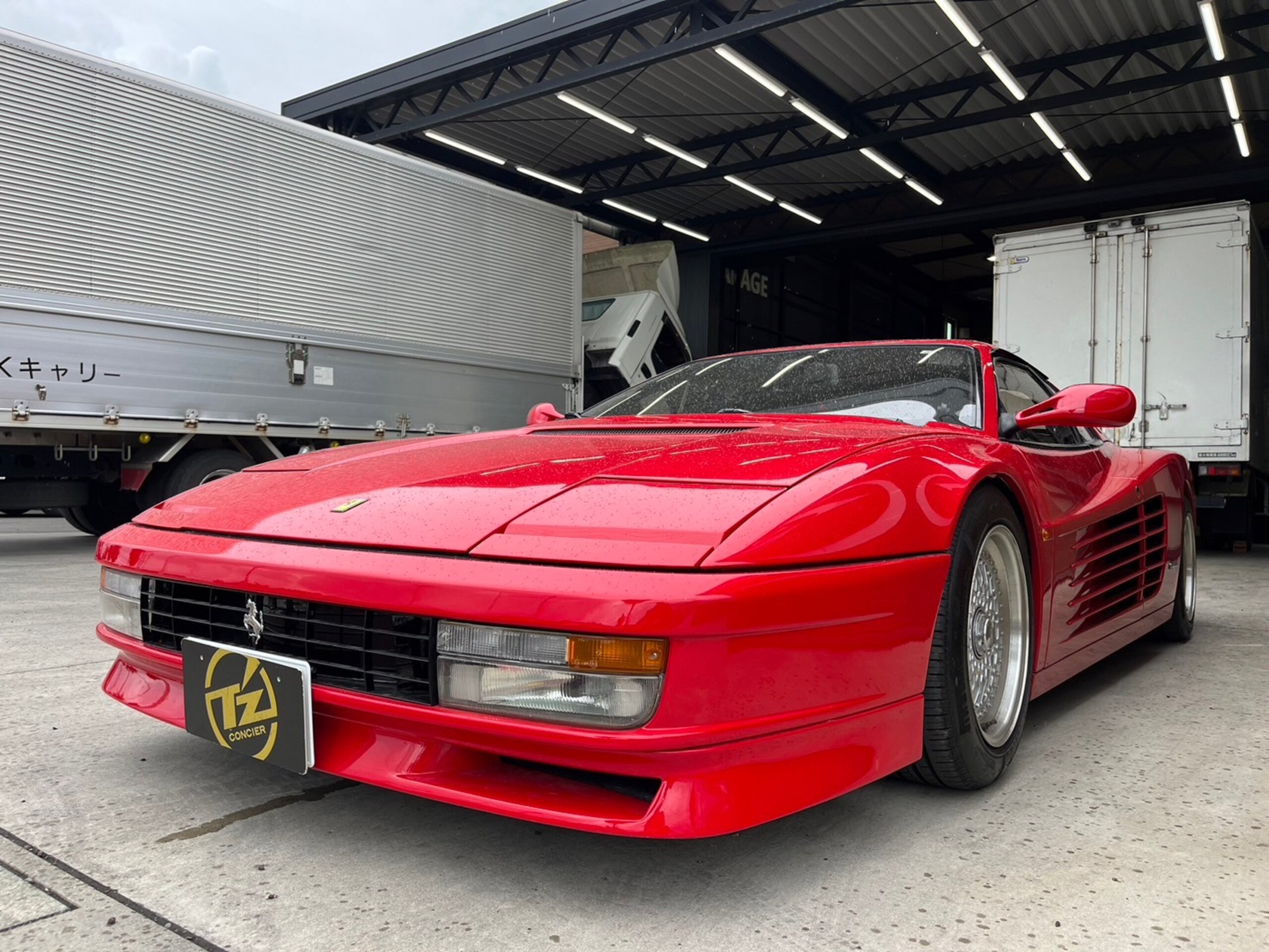 Ferrari Testarossa (photo: 2)