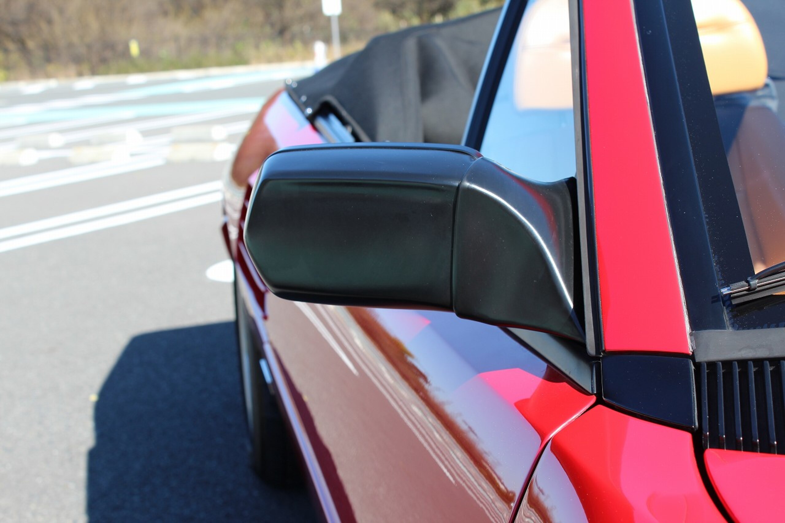 Ferrari Mondial t (photo: 21)