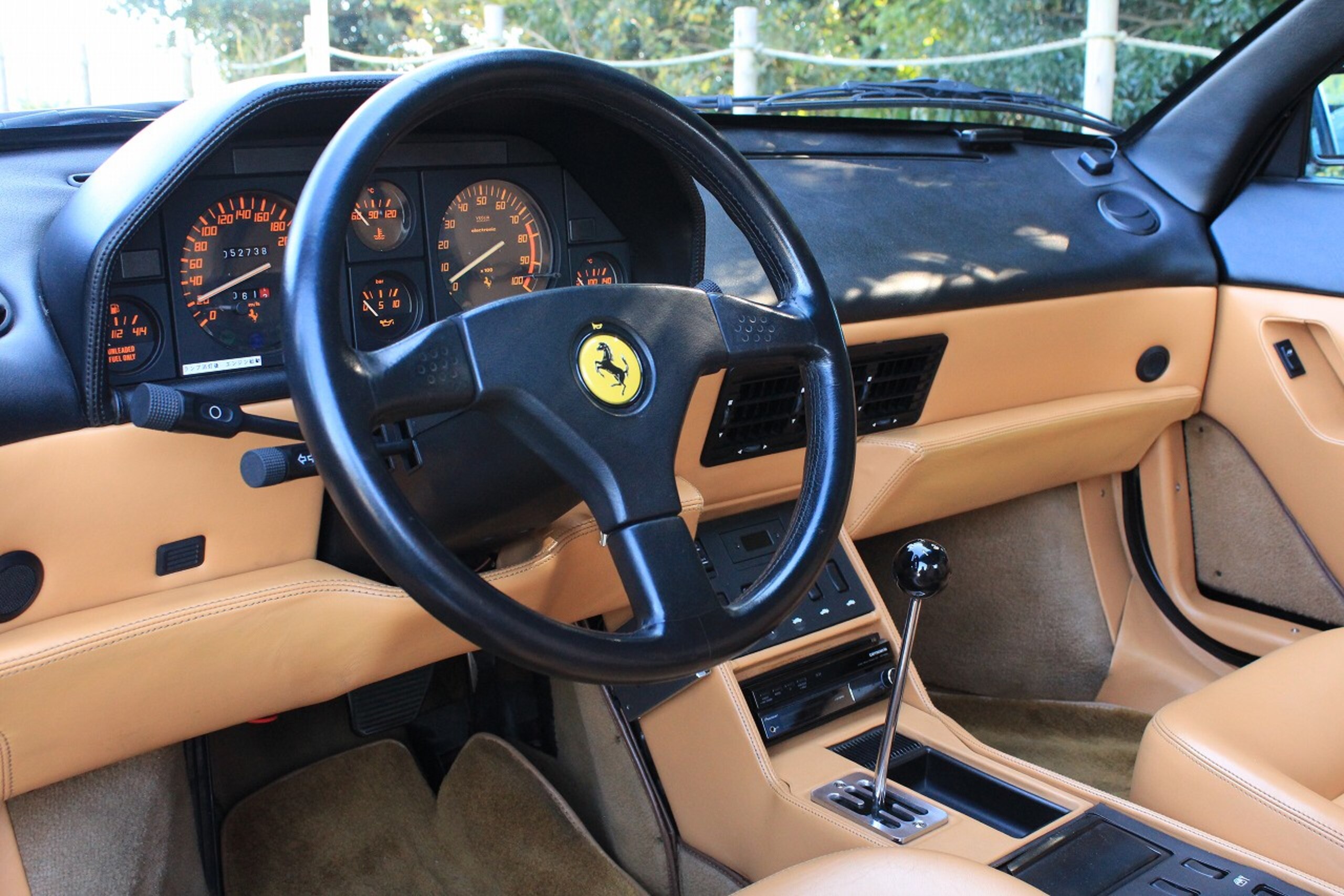 Ferrari Mondial t (photo: 11)