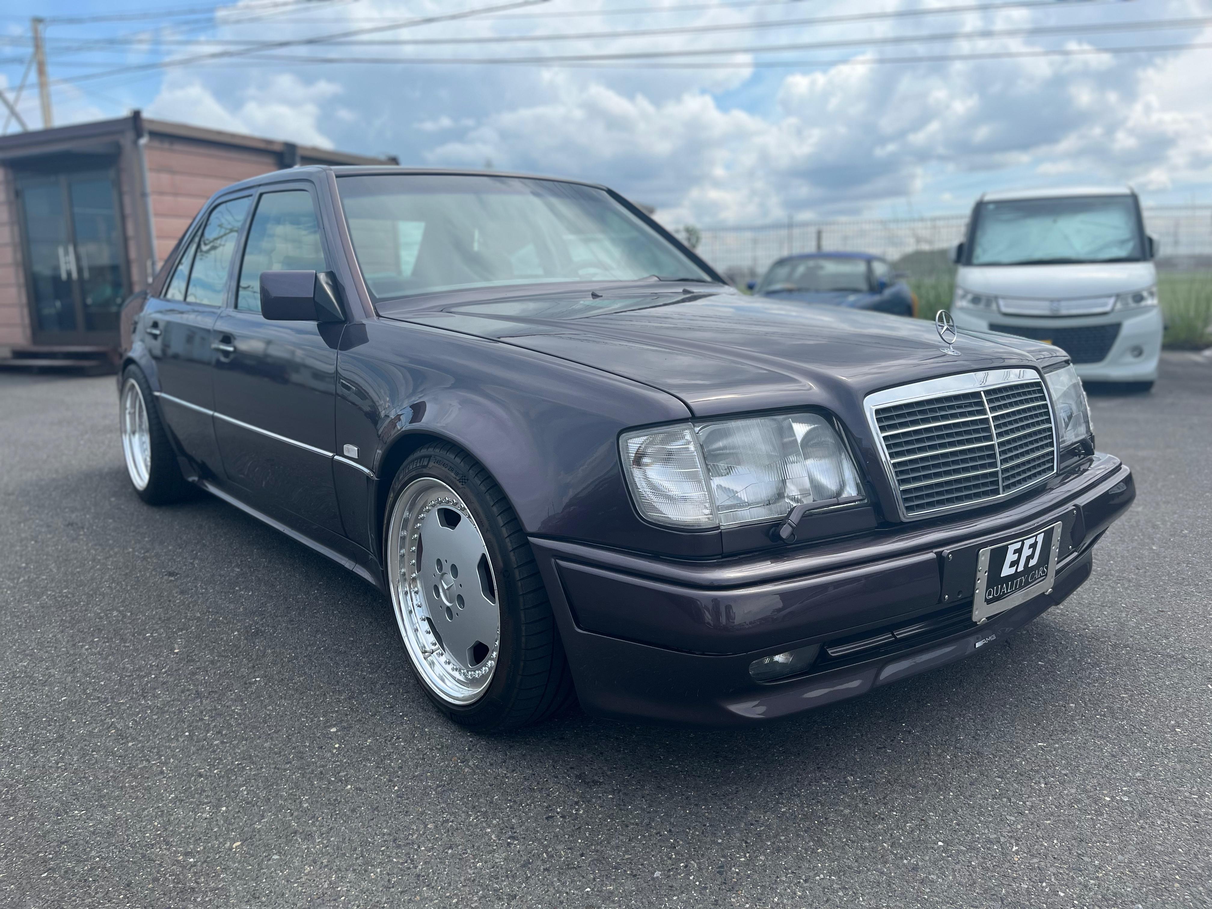 Mercedes Benz E60 AMG (photo: 2)