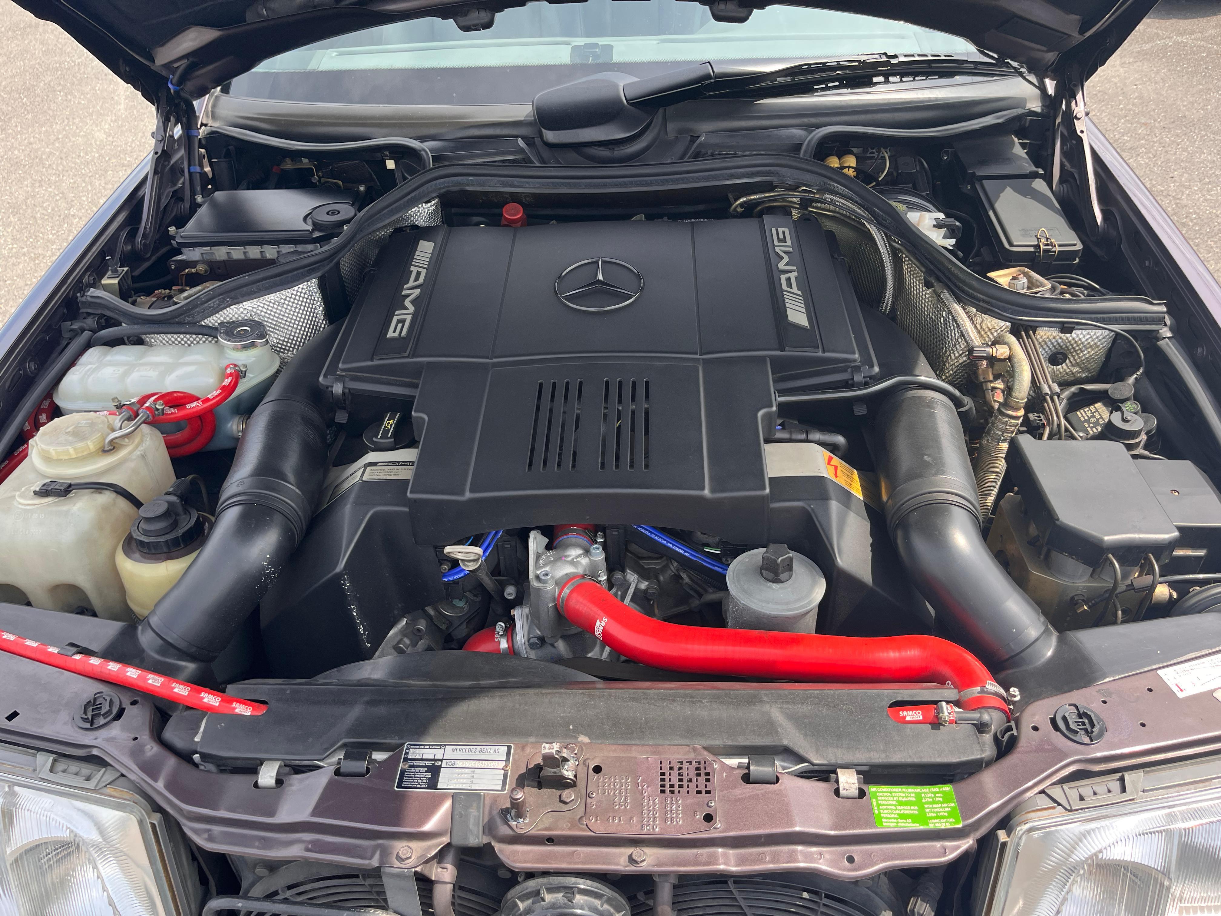 Mercedes Benz E60 AMG (photo: 18)