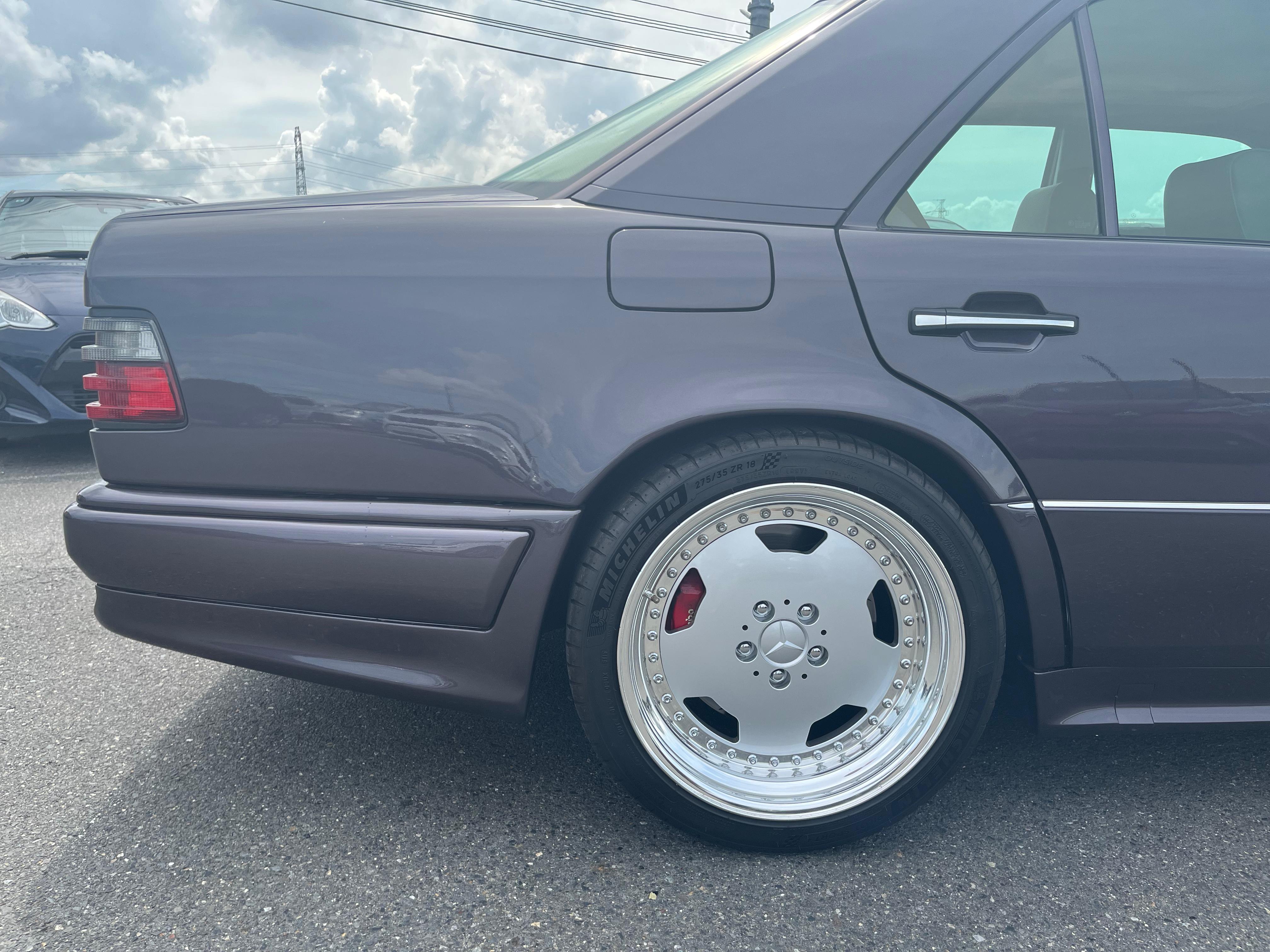 Mercedes Benz E60 AMG (photo: 16)