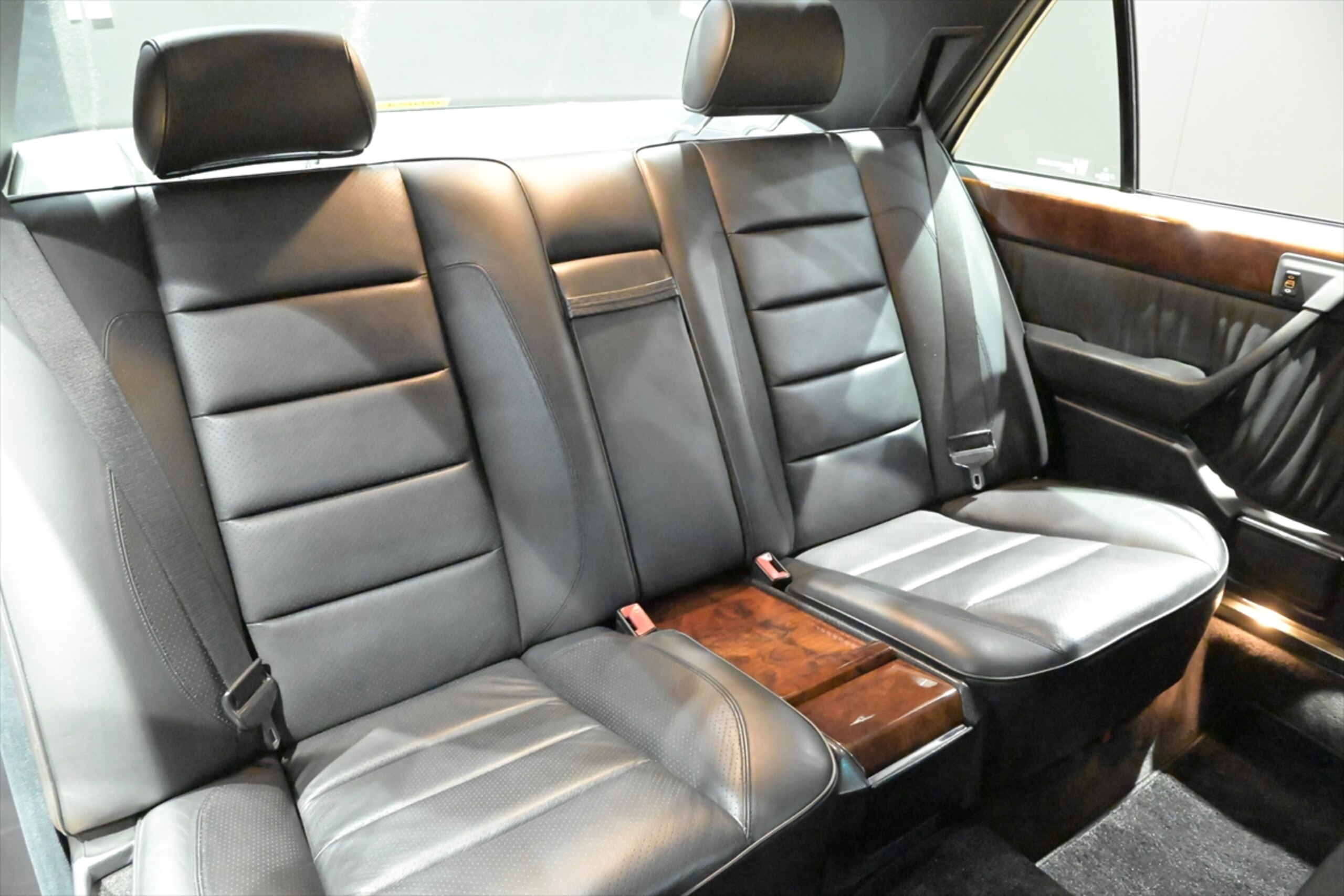Mercedes Benz 500E 6.0 AMG (photo: 19)