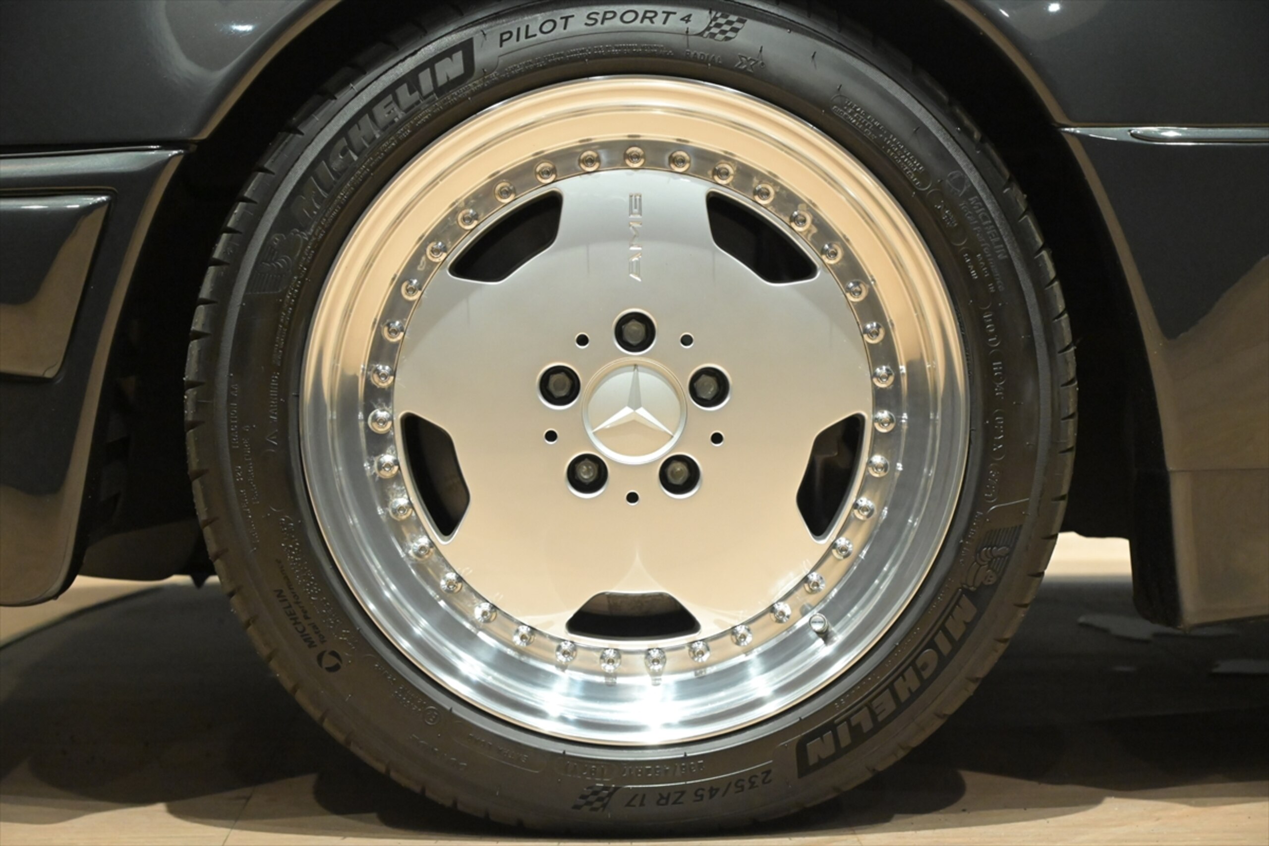 Mercedes Benz 500E 6.0 AMG (photo: 20)