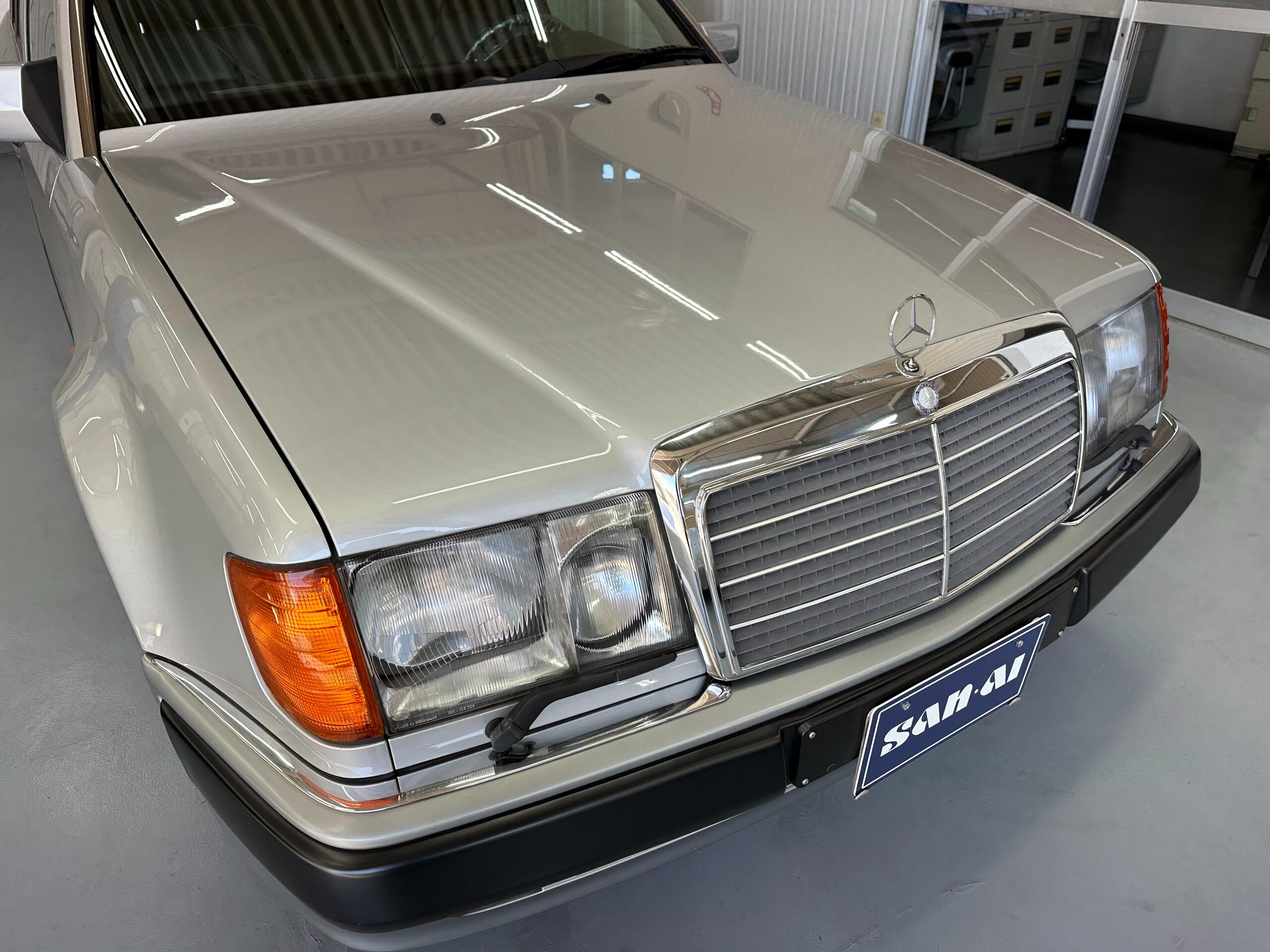 Mercedes Benz E500 (photo: 3)