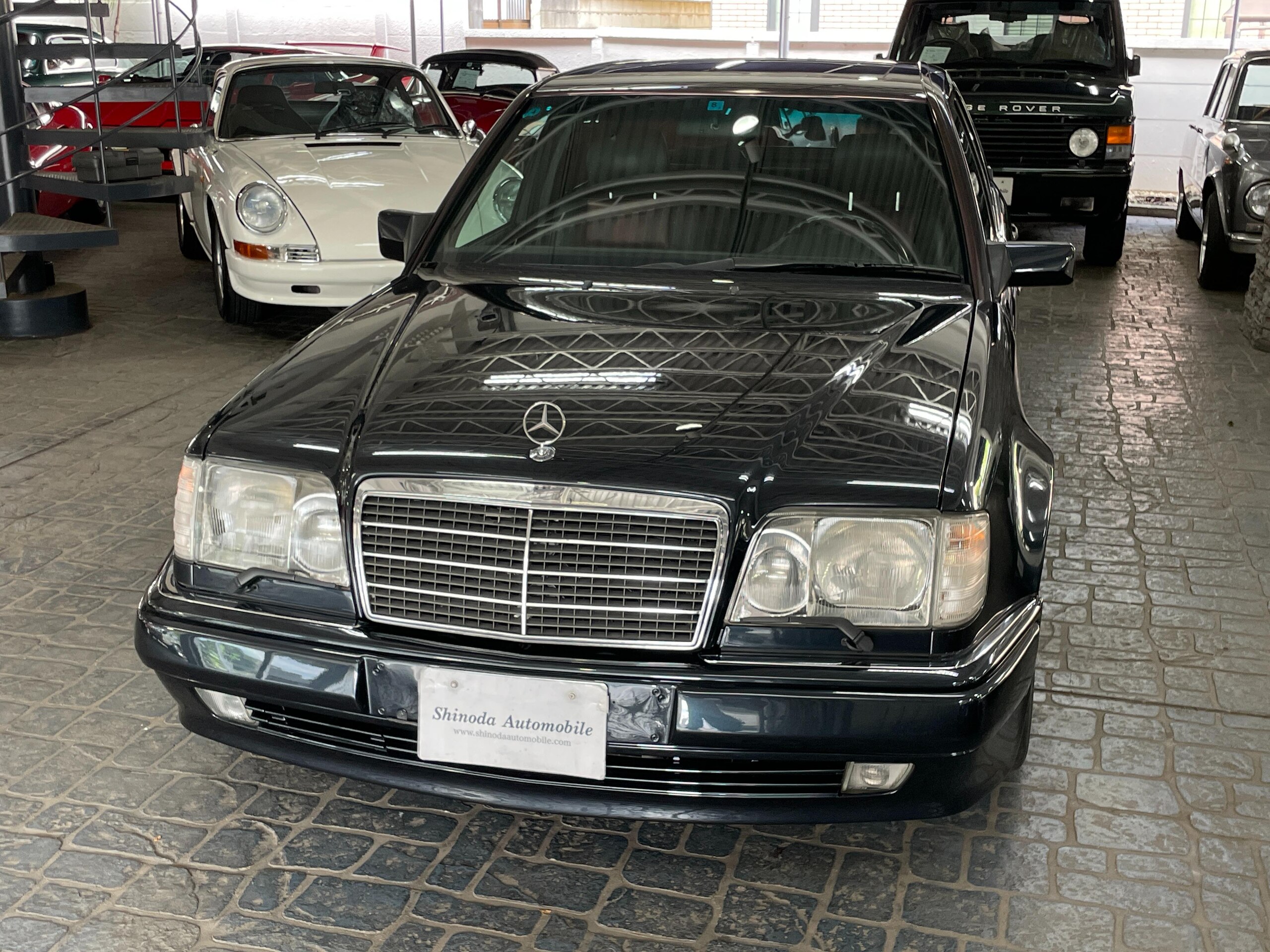 Mercedes Benz E500 Limited (photo: 1)