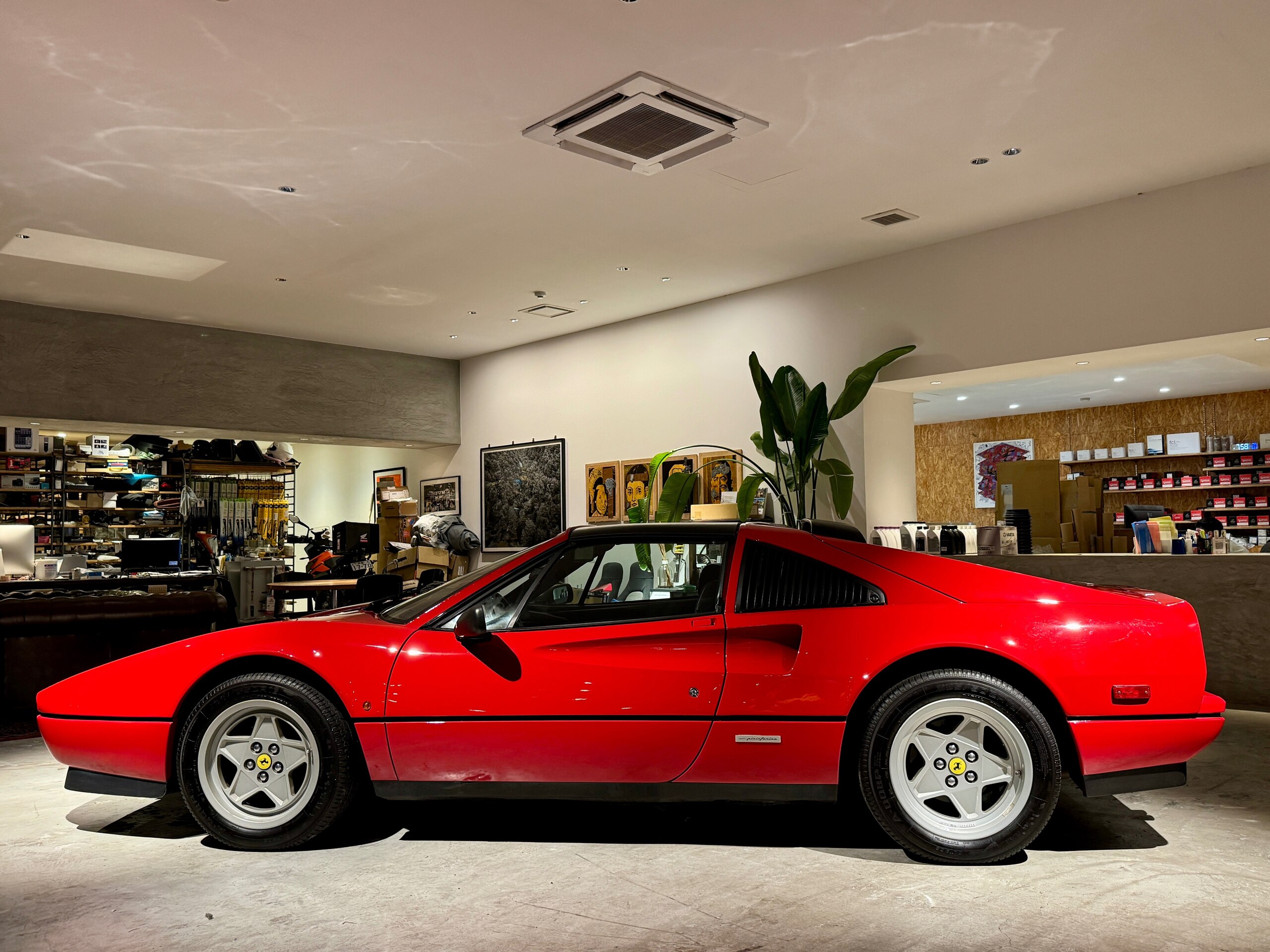 Ferrari 328GTS (photo: 4)