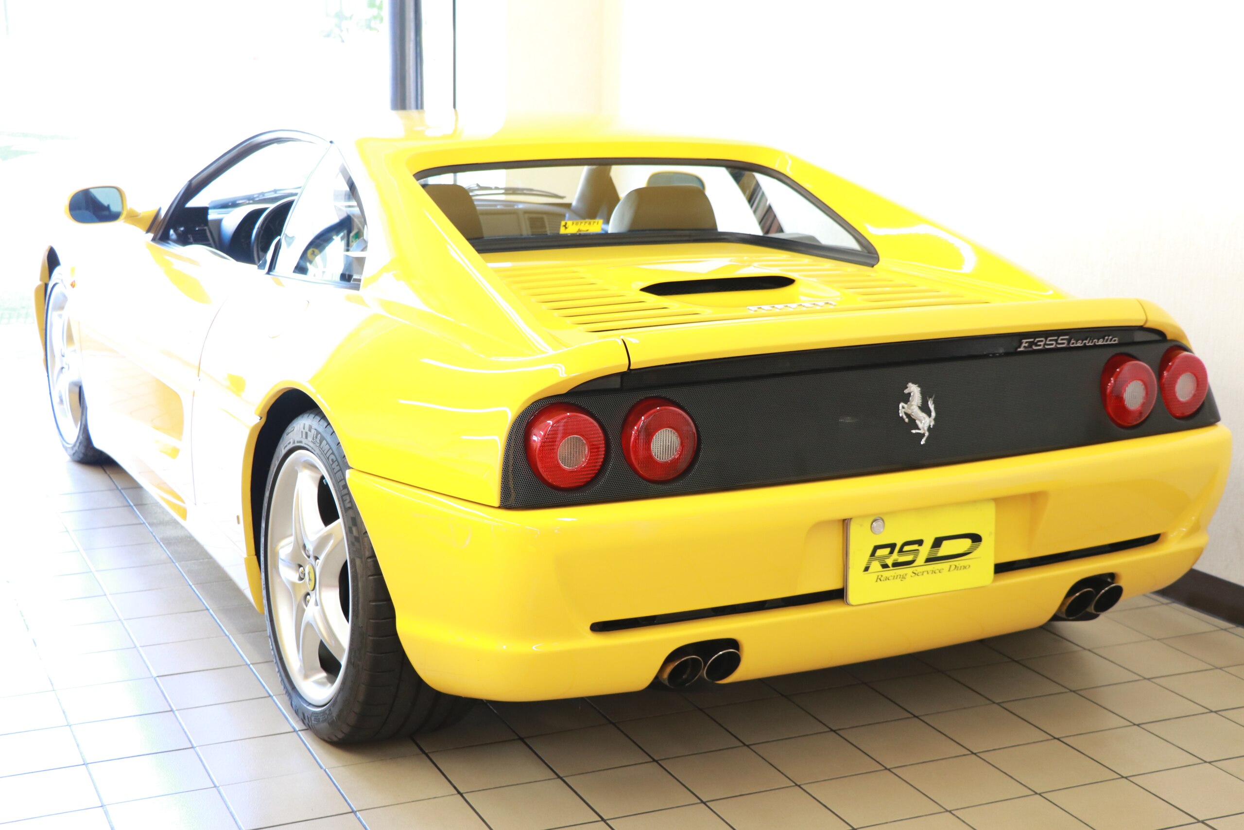 Ferrari F355 Berlinetta (photo: 3)