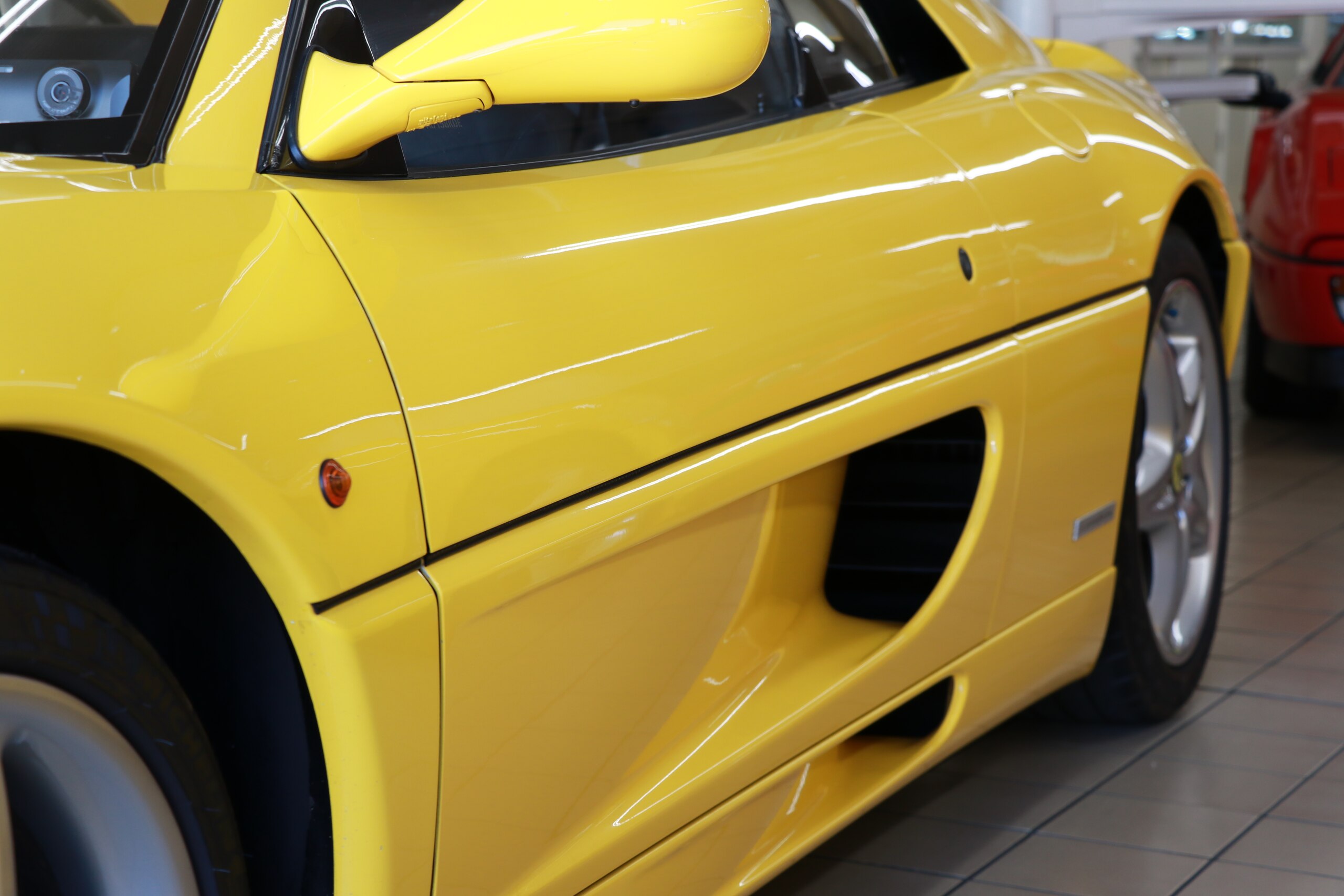 Ferrari F355 Berlinetta (photo: 14)